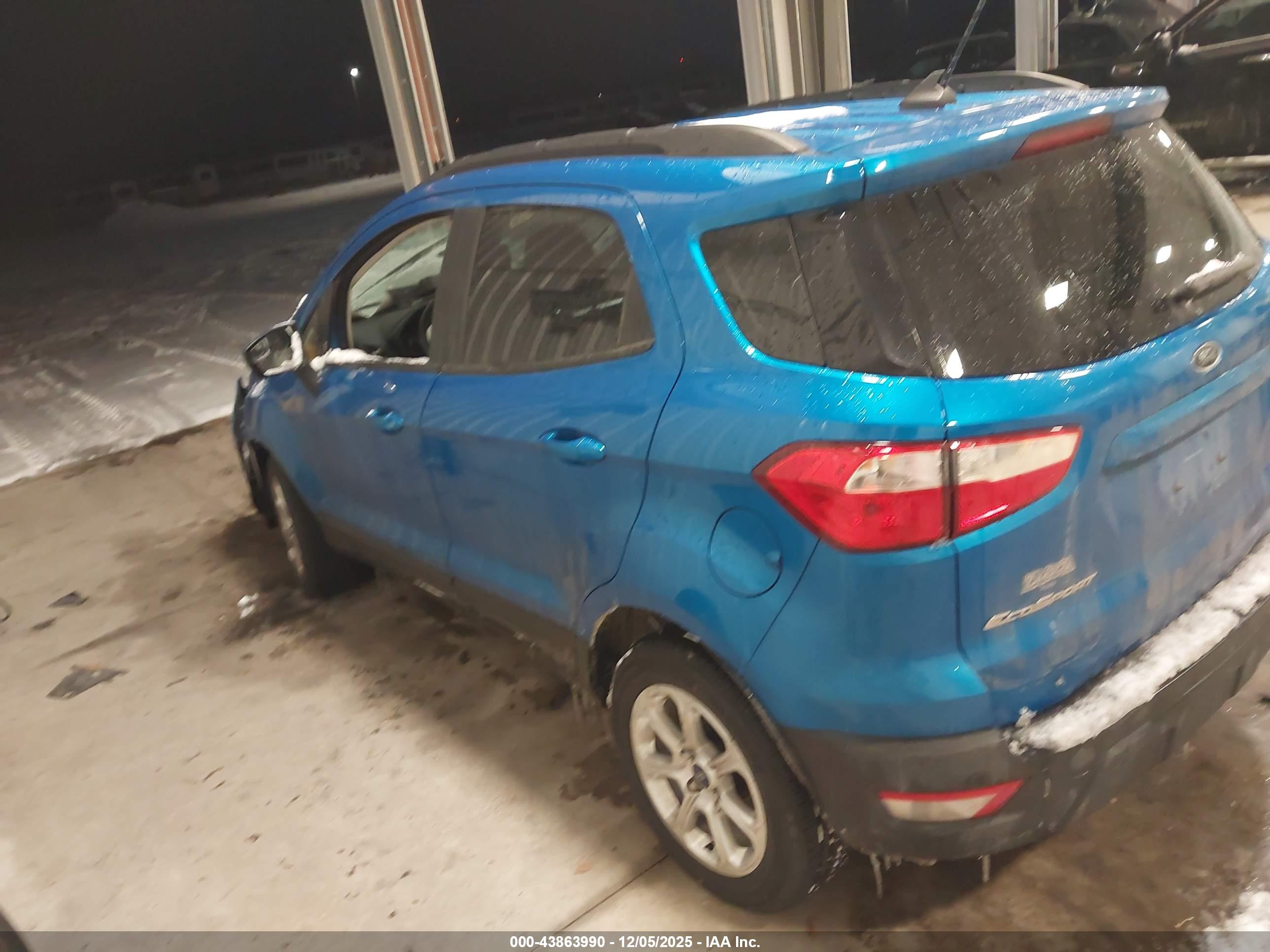 FORD ECOSPORT image 3