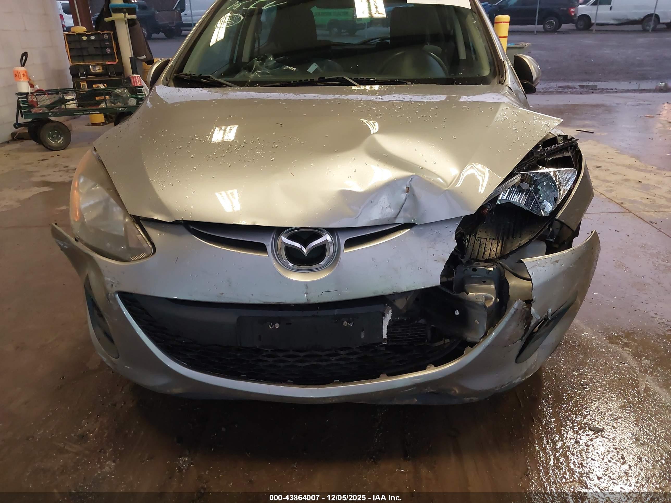MAZDA MAZDA2 image 6