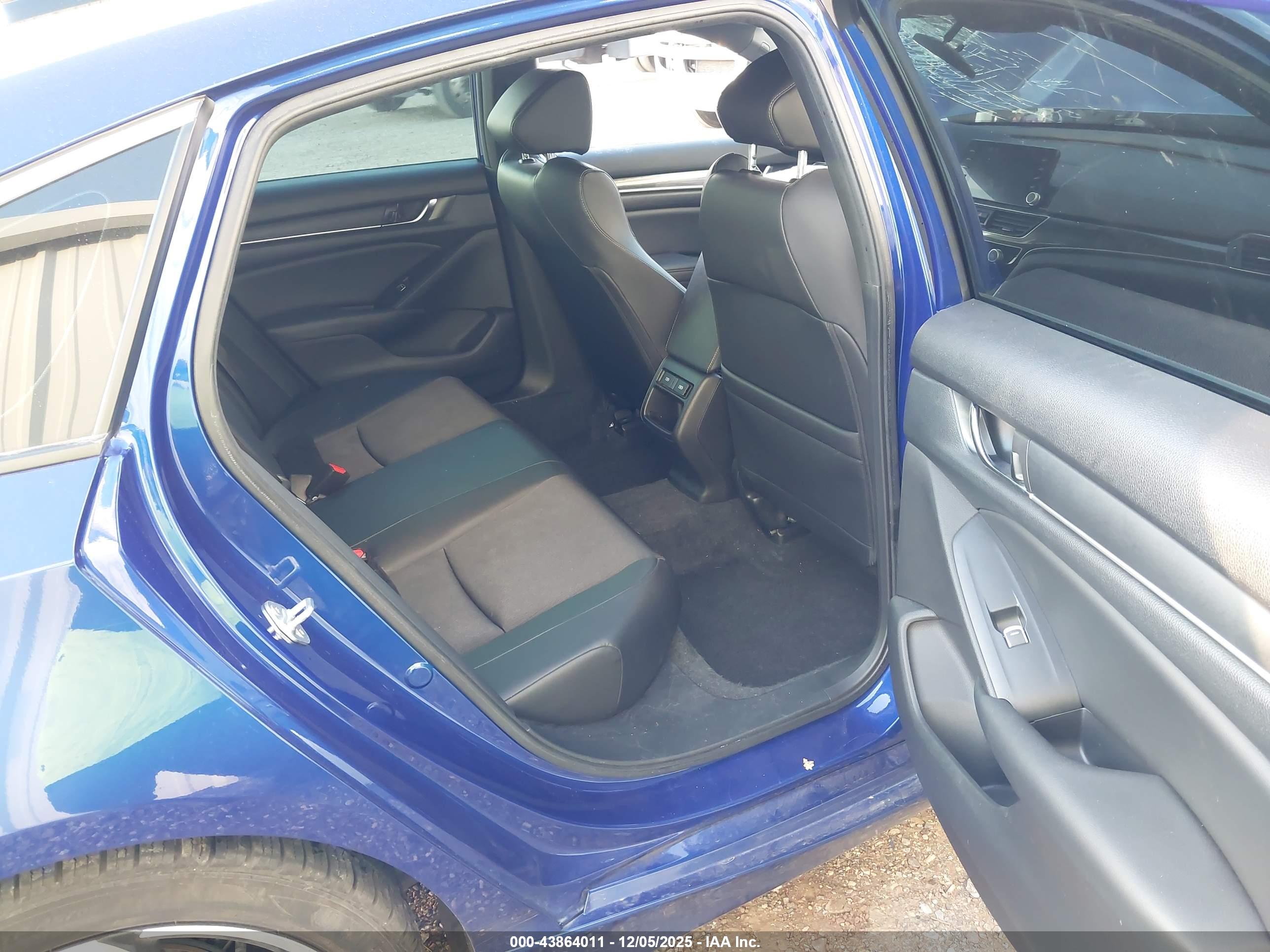 HONDA ACCORD image 8