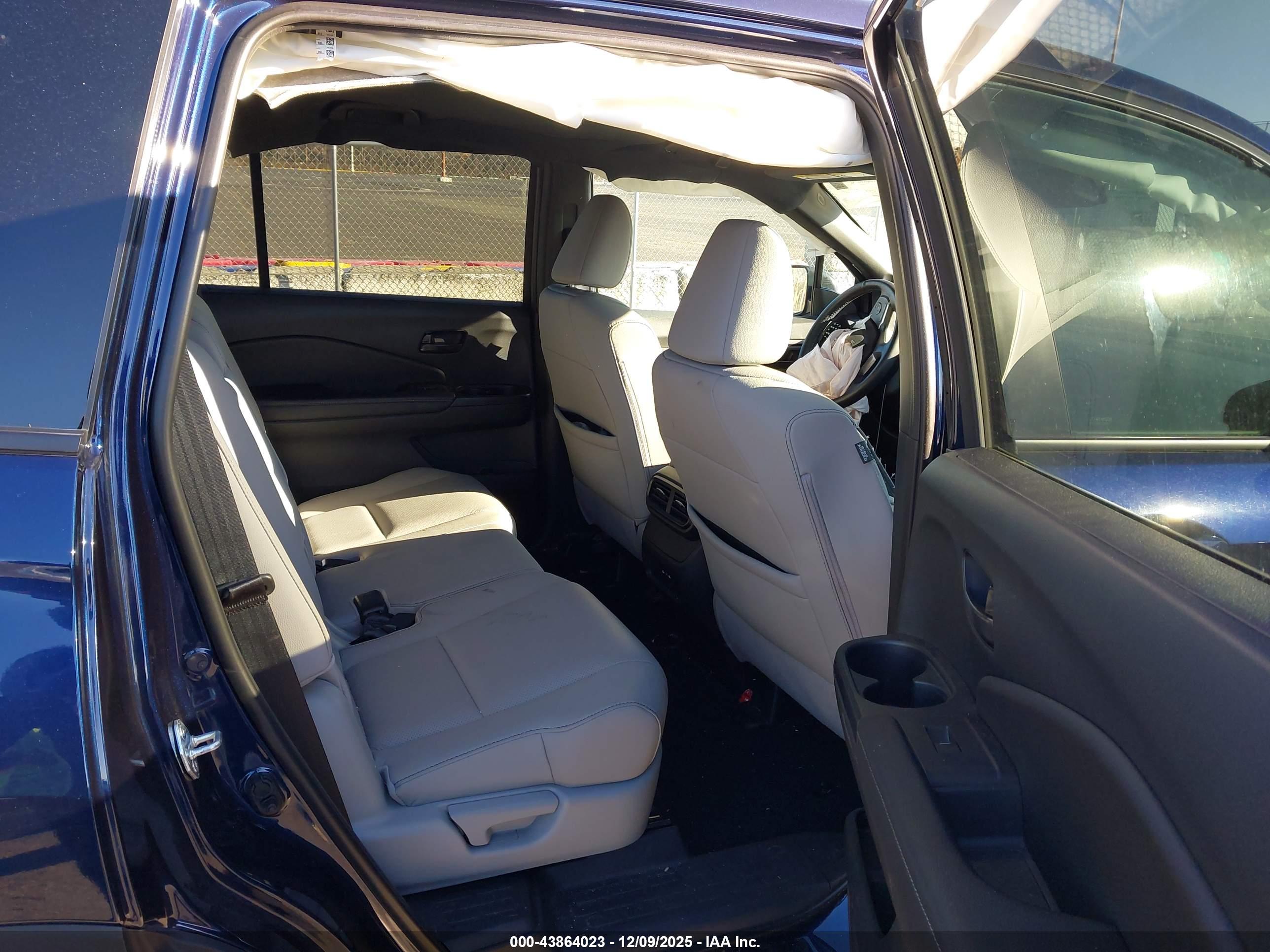 HONDA PASSPORT image 8