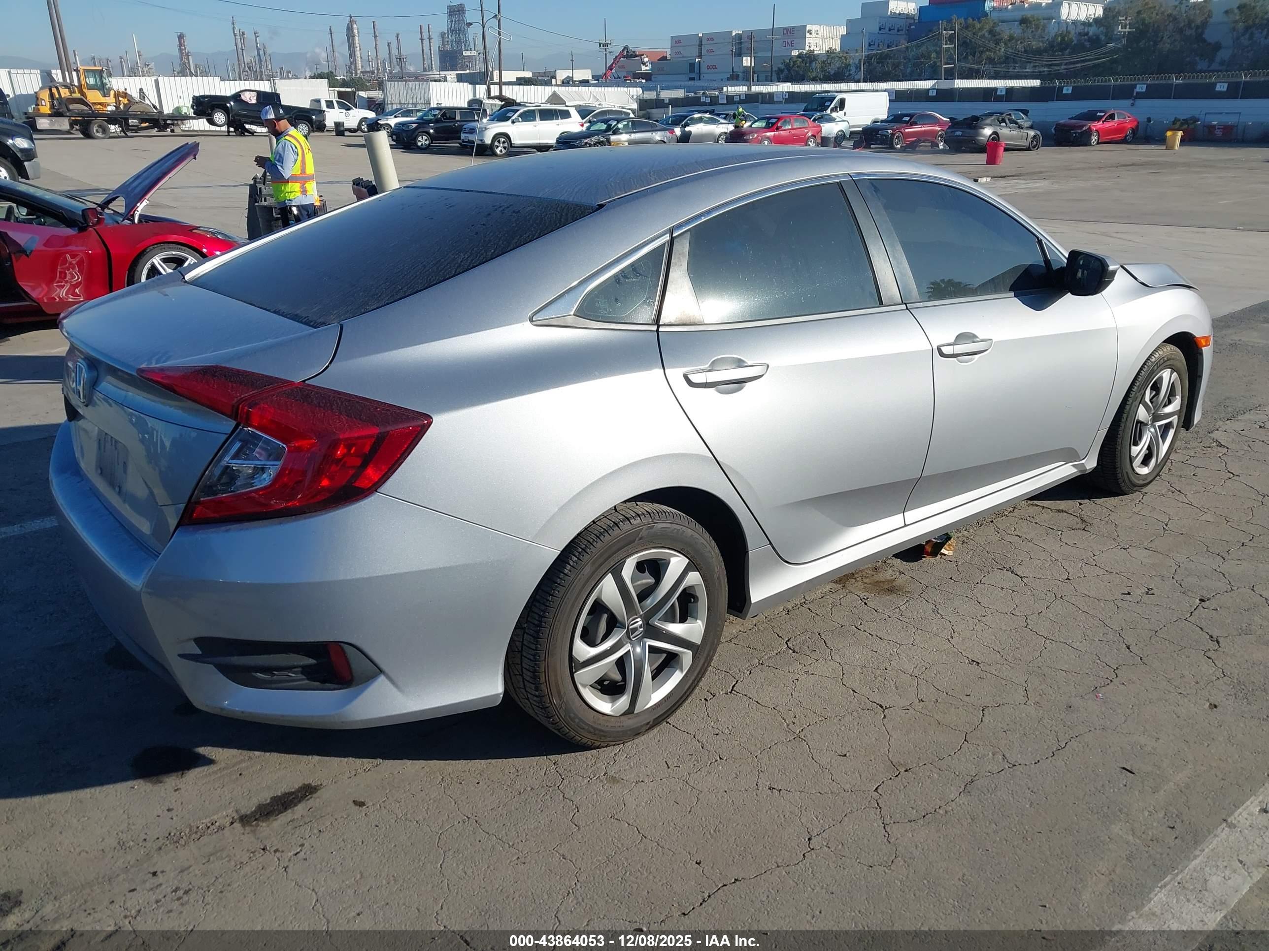HONDA CIVIC image 4