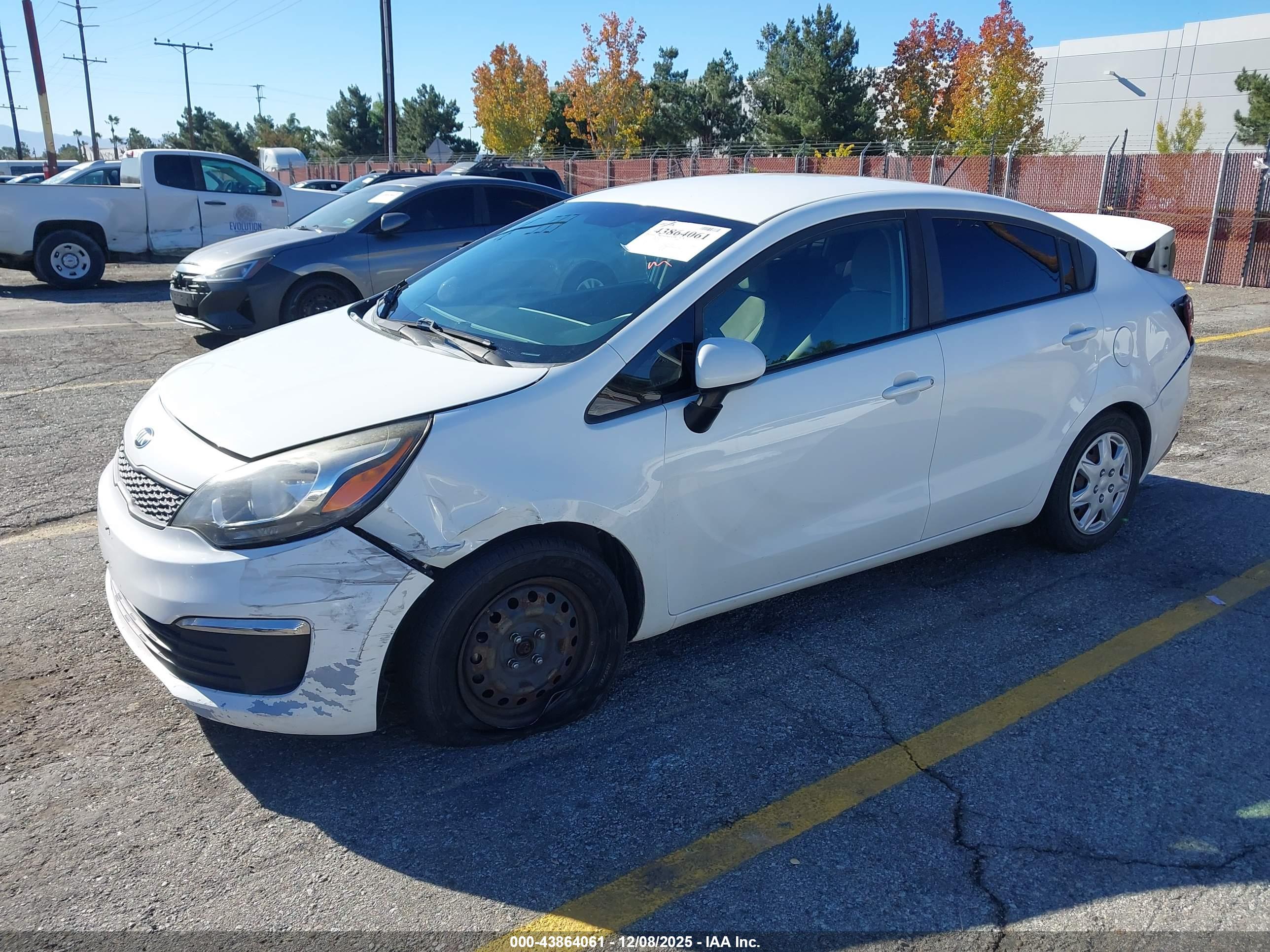 KIA RIO image 2