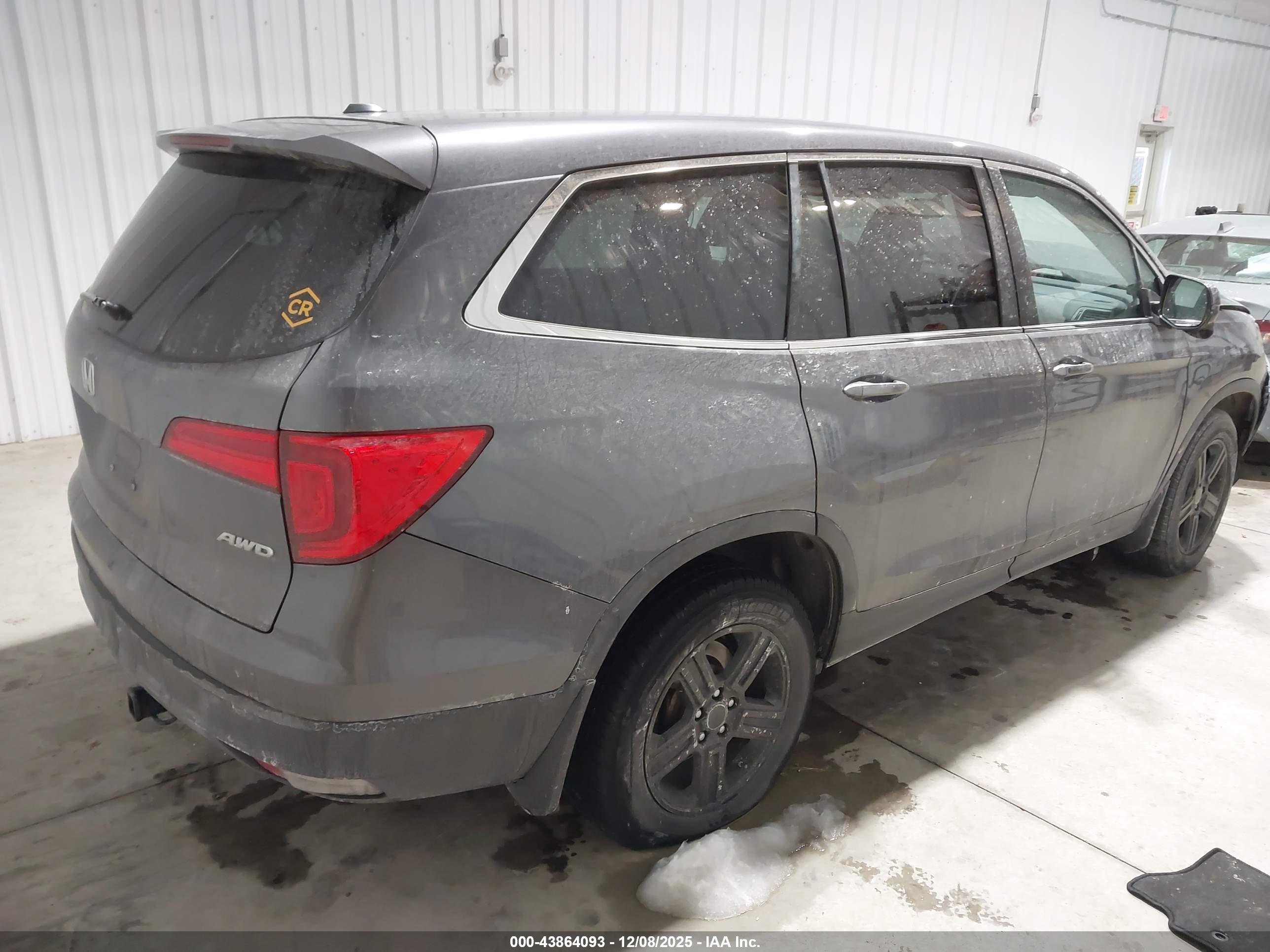 HONDA PILOT image 4