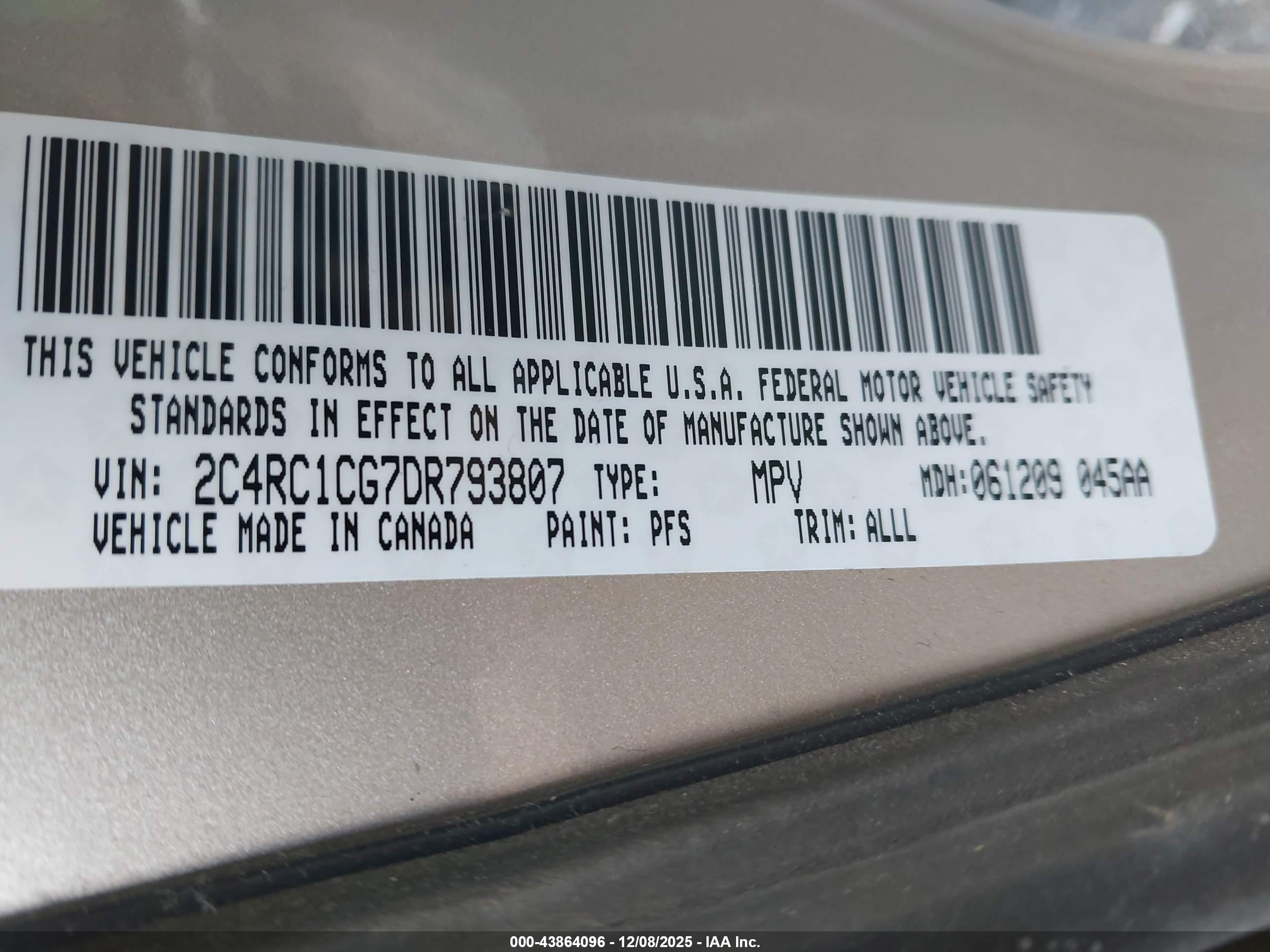 CHRYSLER TOWN image 9