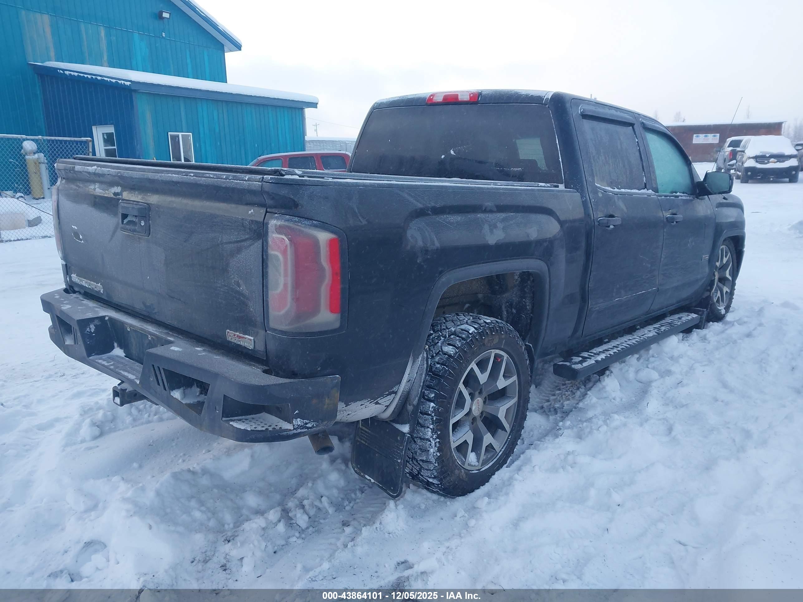 GMC SIERRA image 4