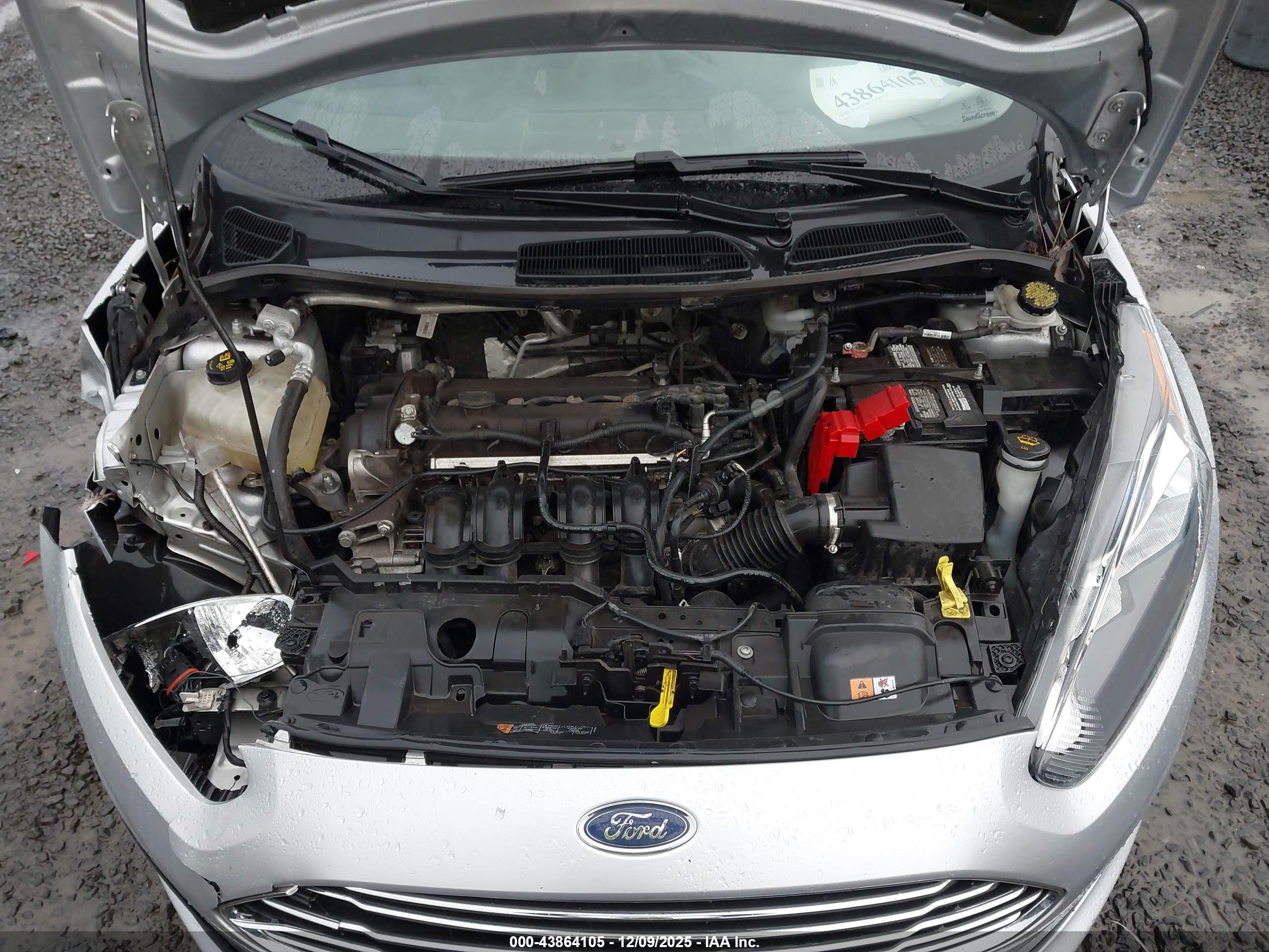 FORD FIESTA image 10