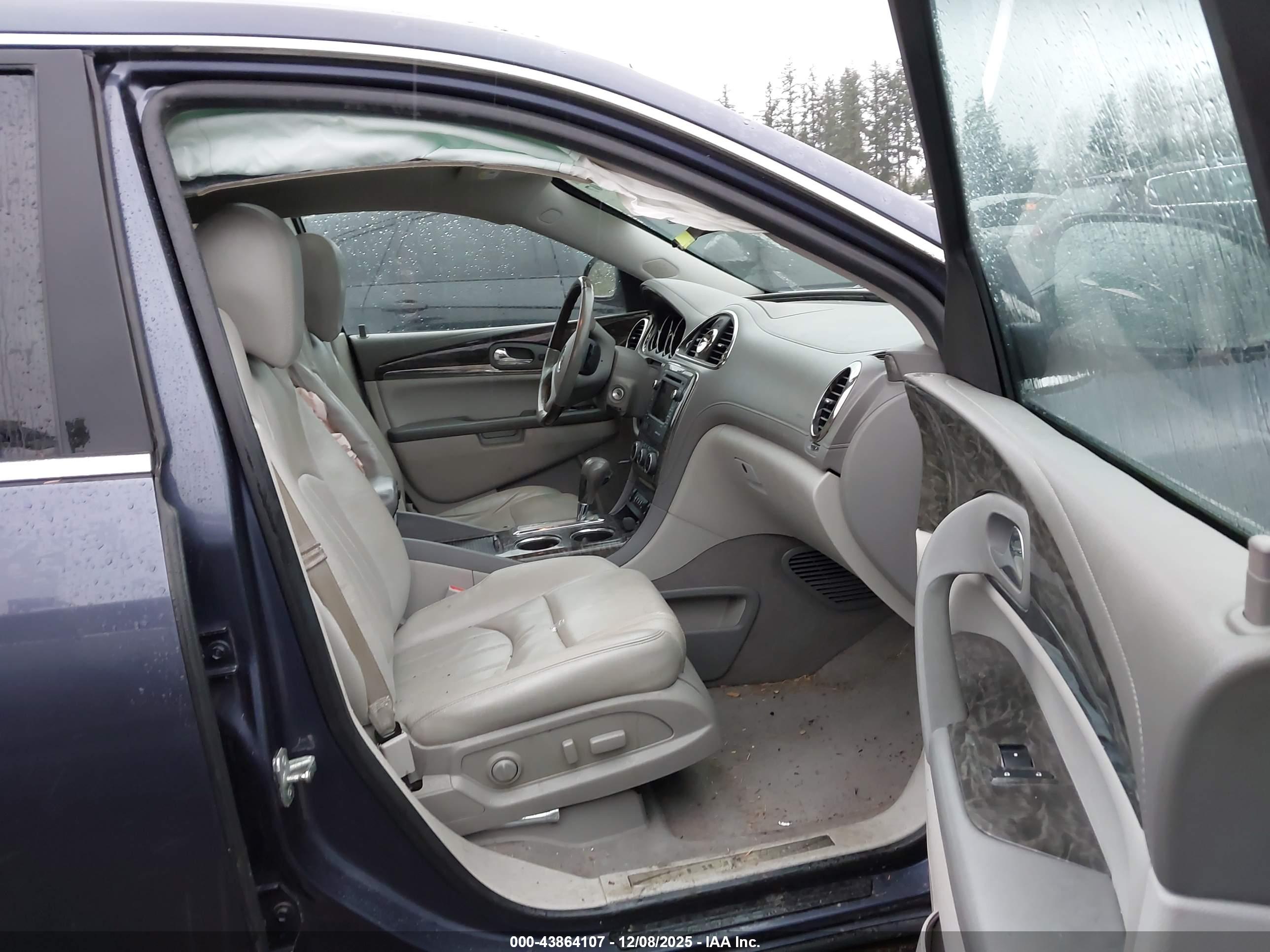 BUICK ENCLAVE image 5