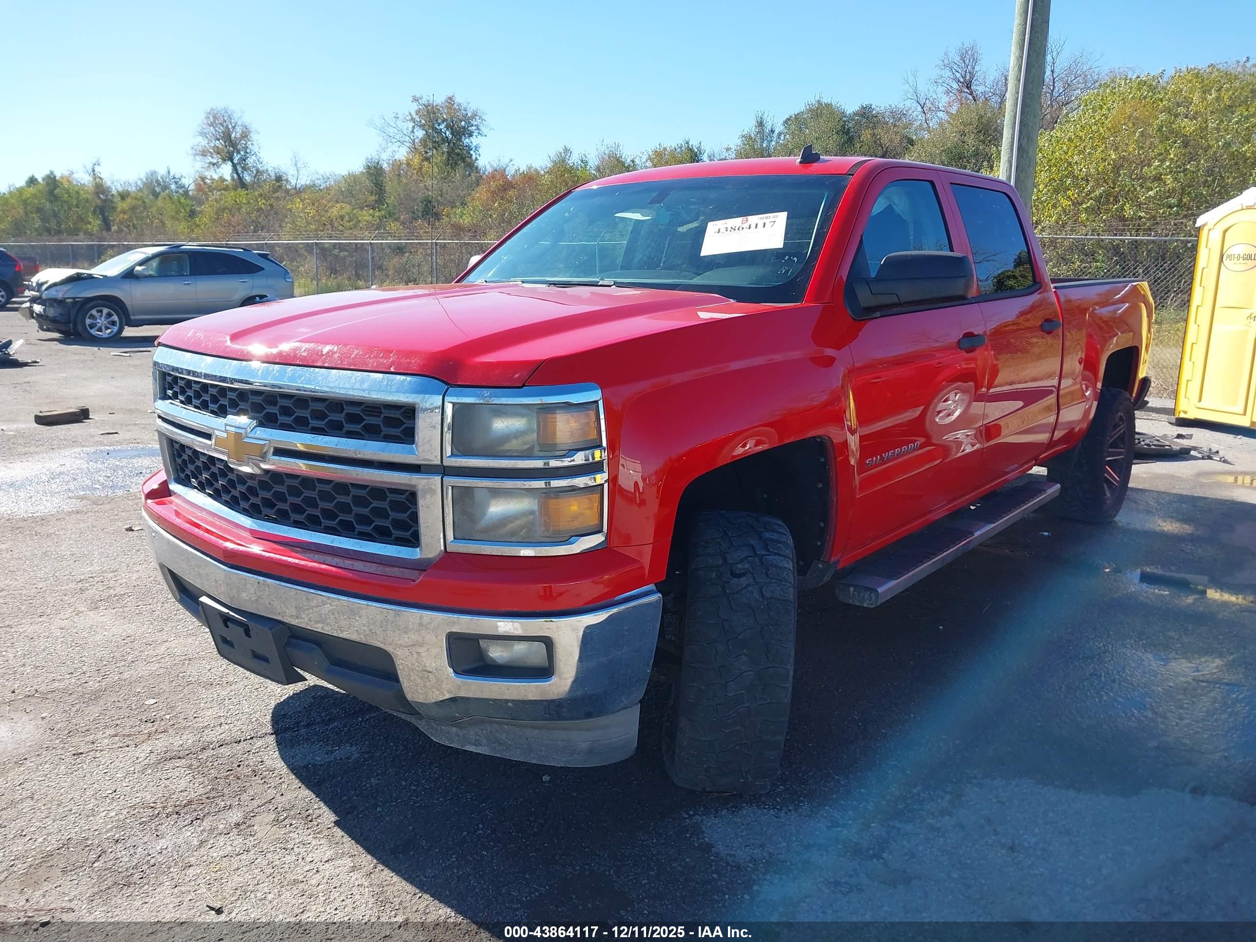 CHEVROLET SILVERADO image 2