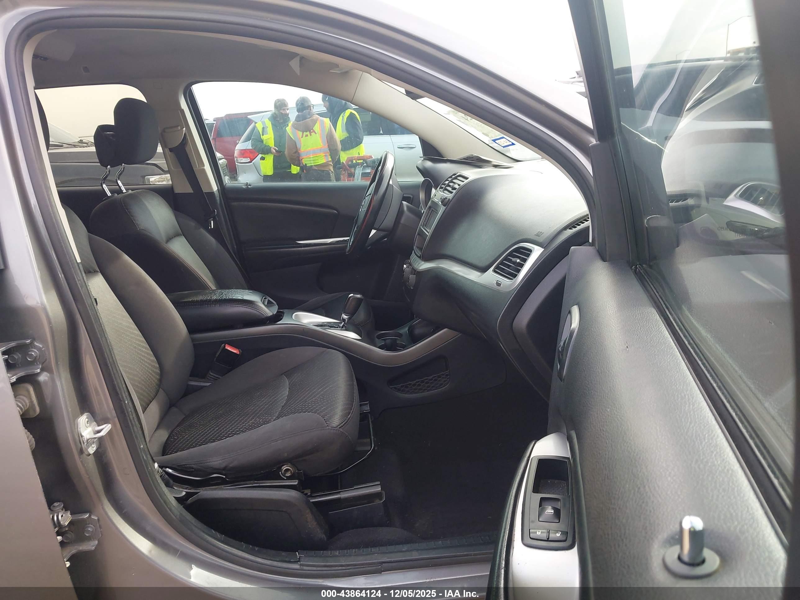DODGE JOURNEY image 5