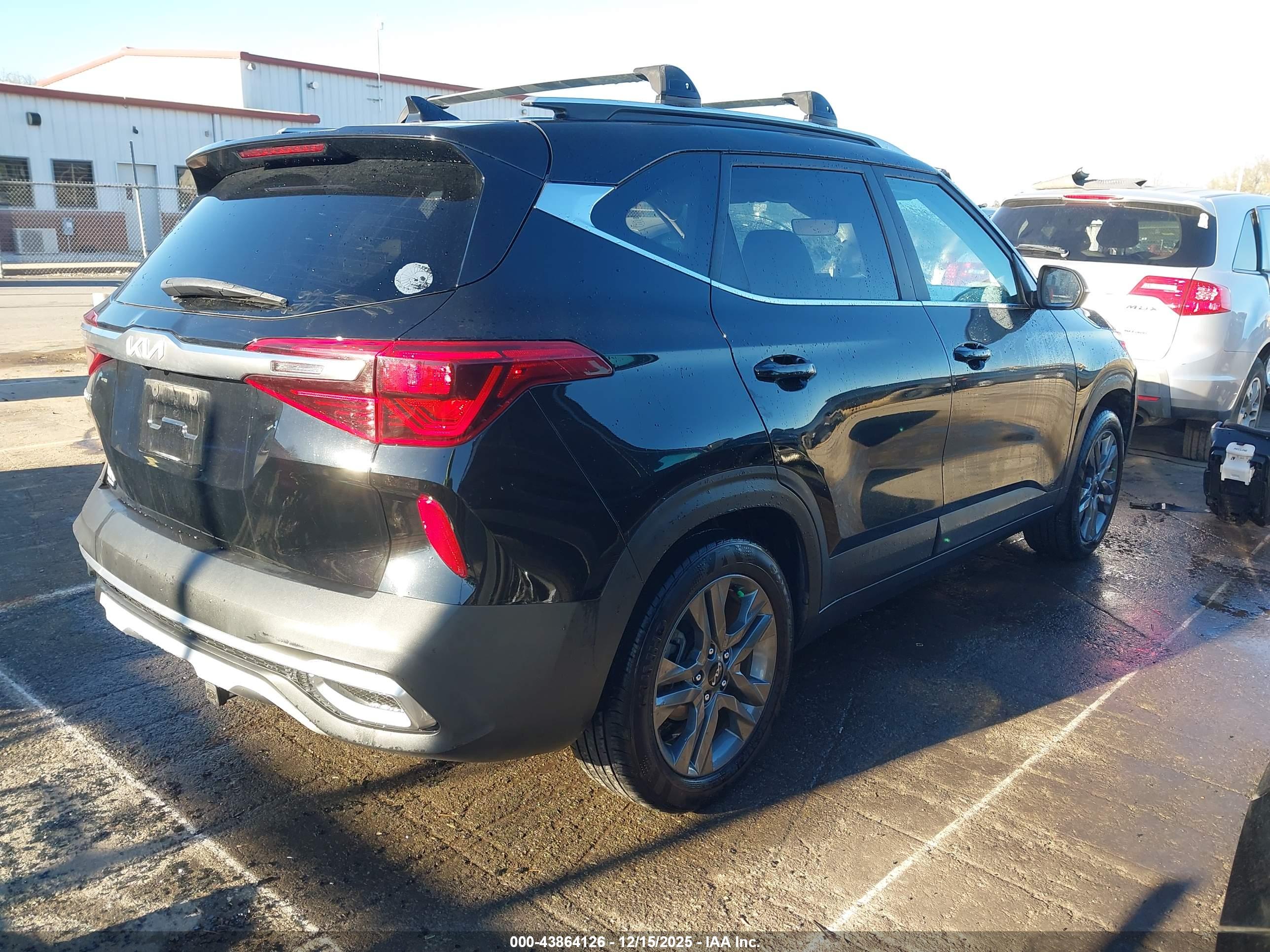 KIA SELTOS image 4