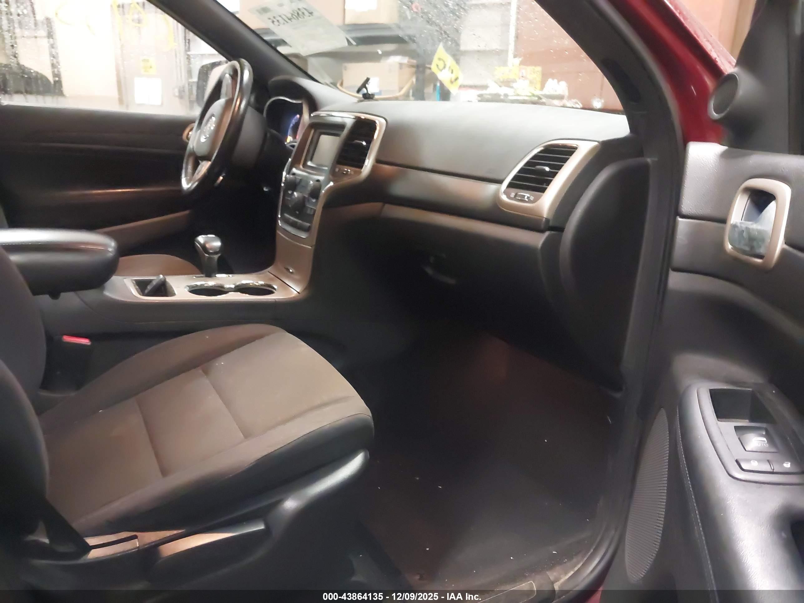 JEEP GRAND image 5