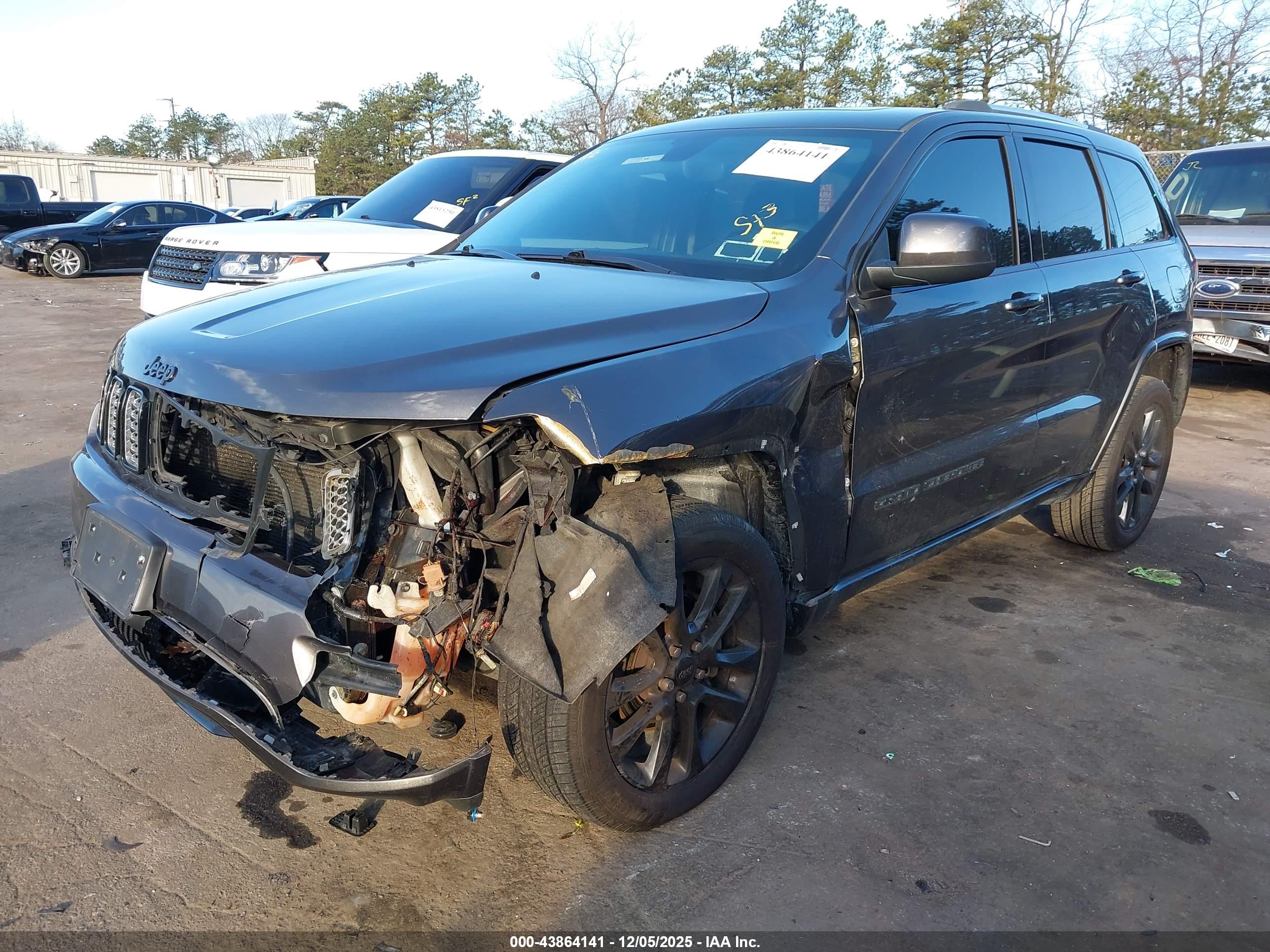 JEEP GRAND image 6