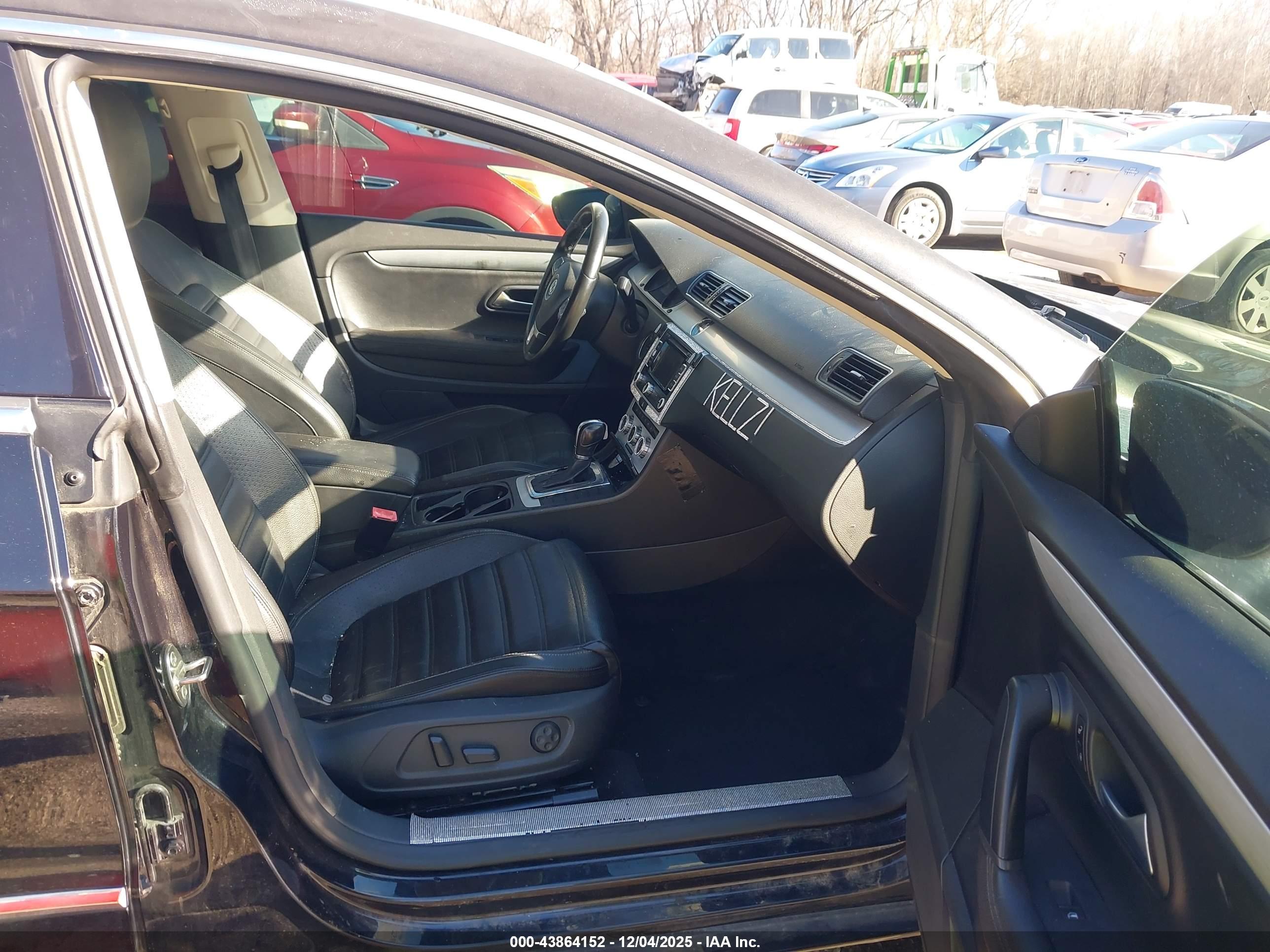 VOLKSWAGEN CC image 5