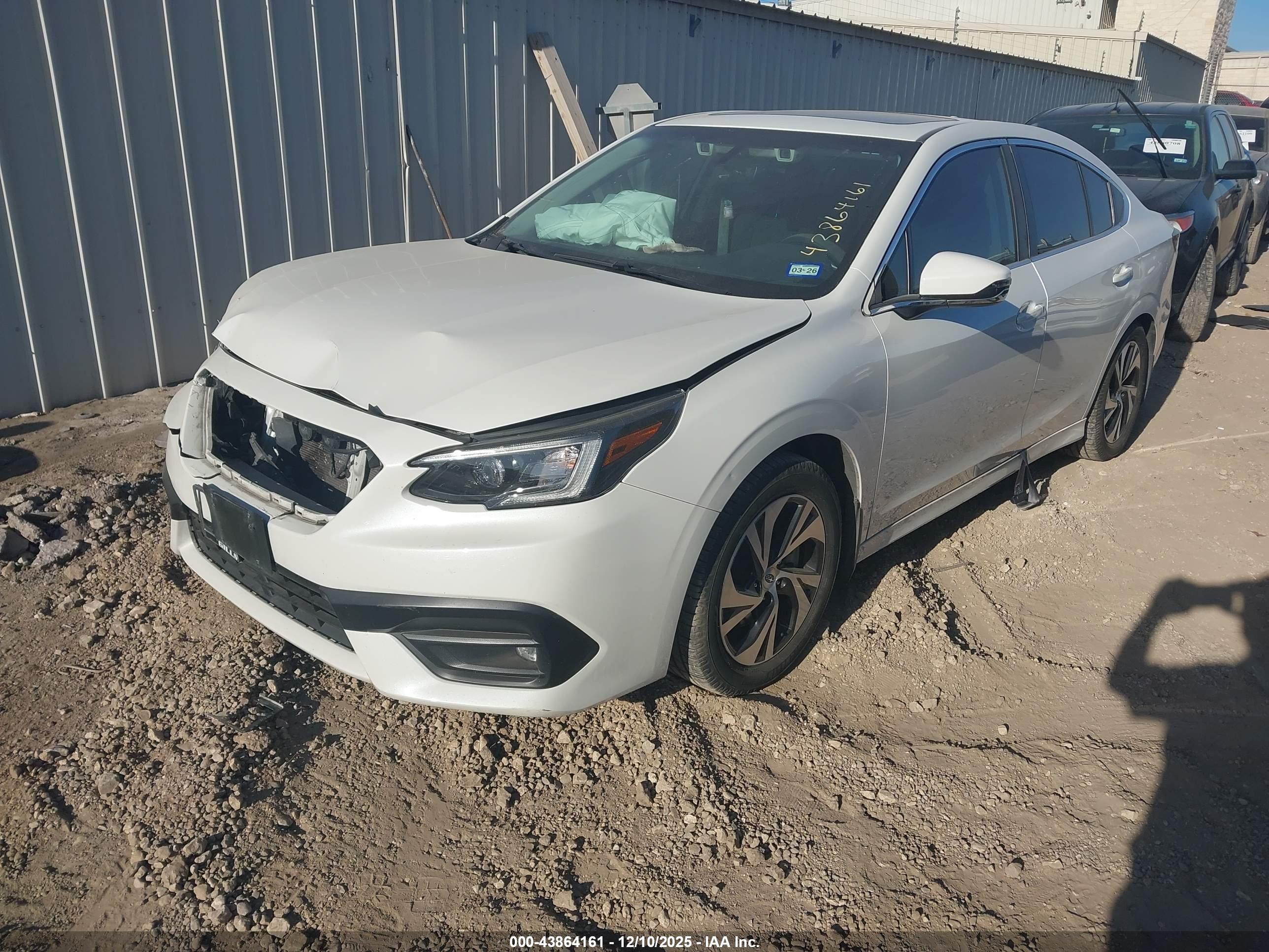 SUBARU LEGACY image 2