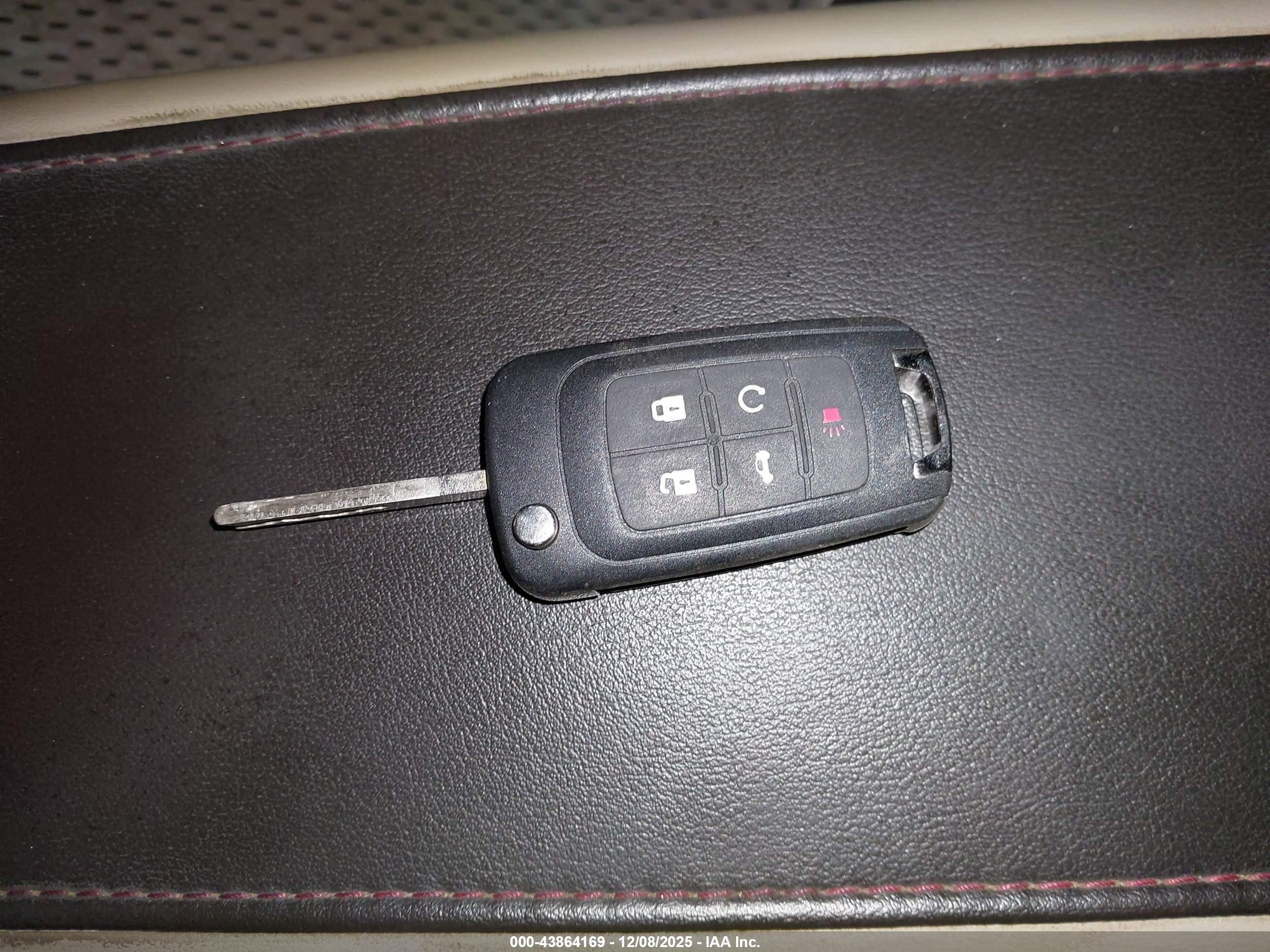 CHEVROLET EQUINOX image 11