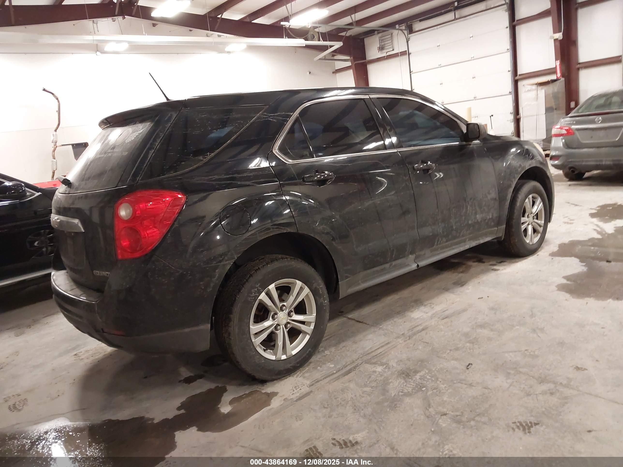 CHEVROLET EQUINOX image 4