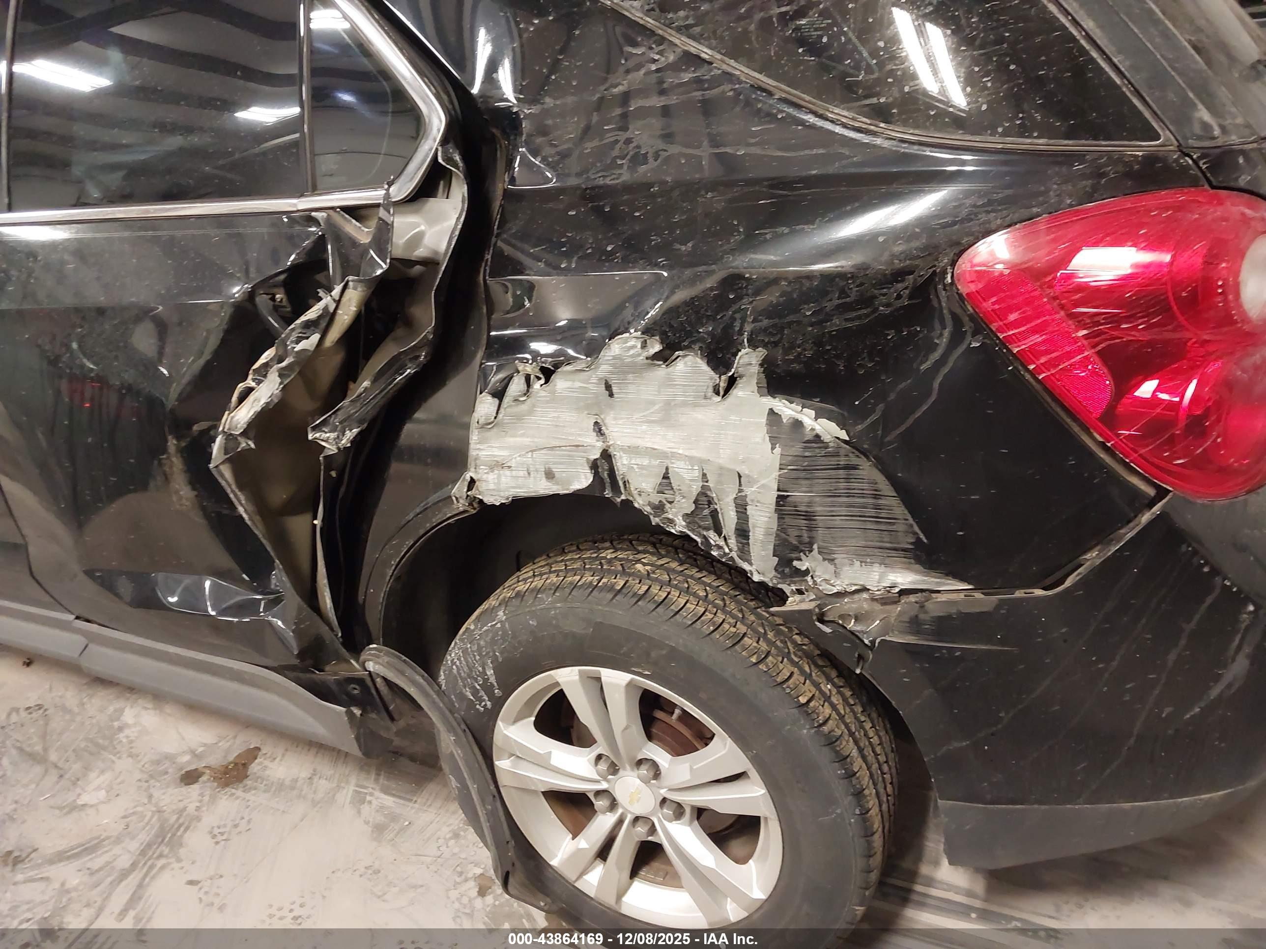 CHEVROLET EQUINOX image 6