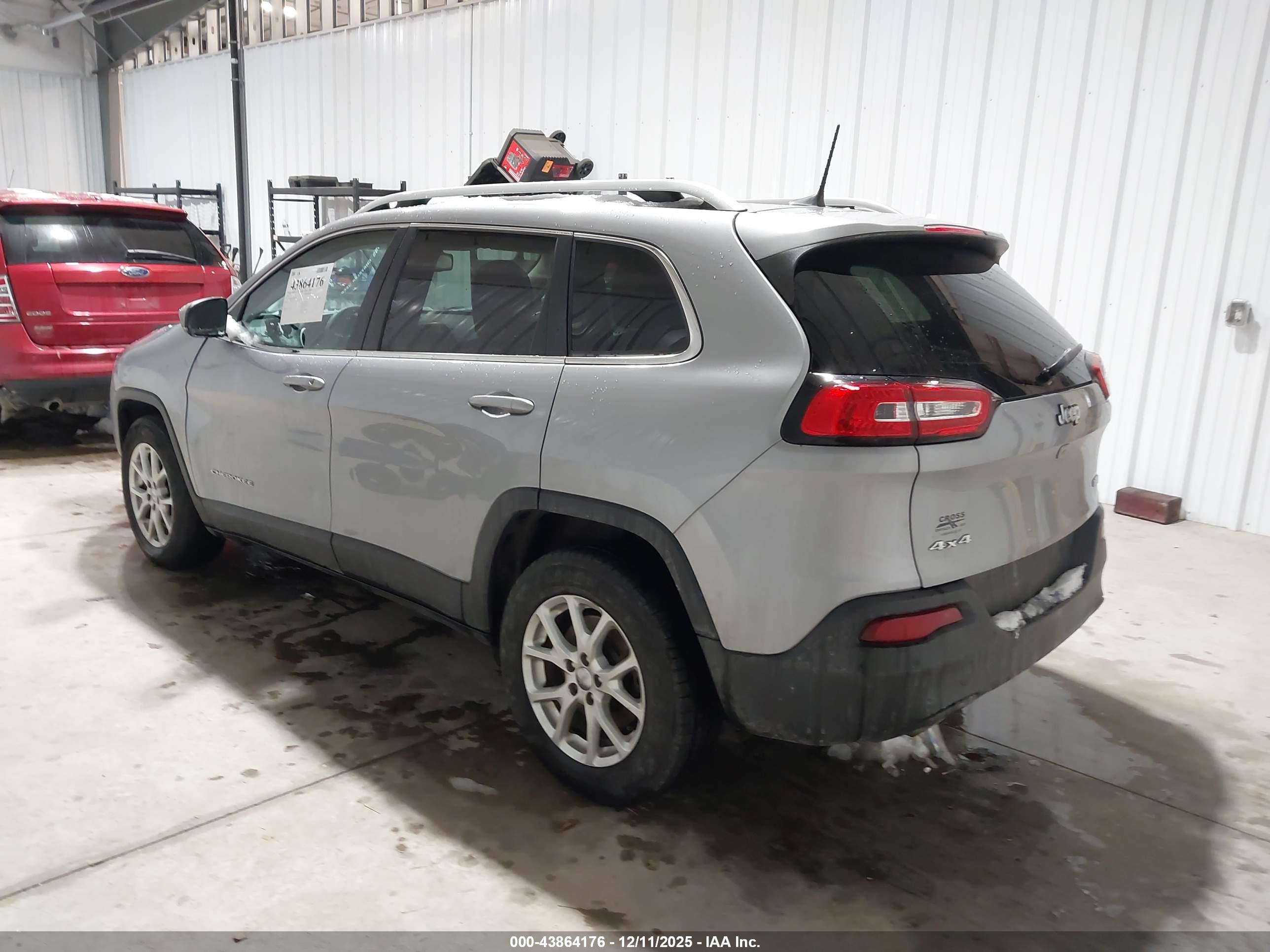JEEP CHEROKEE image 3