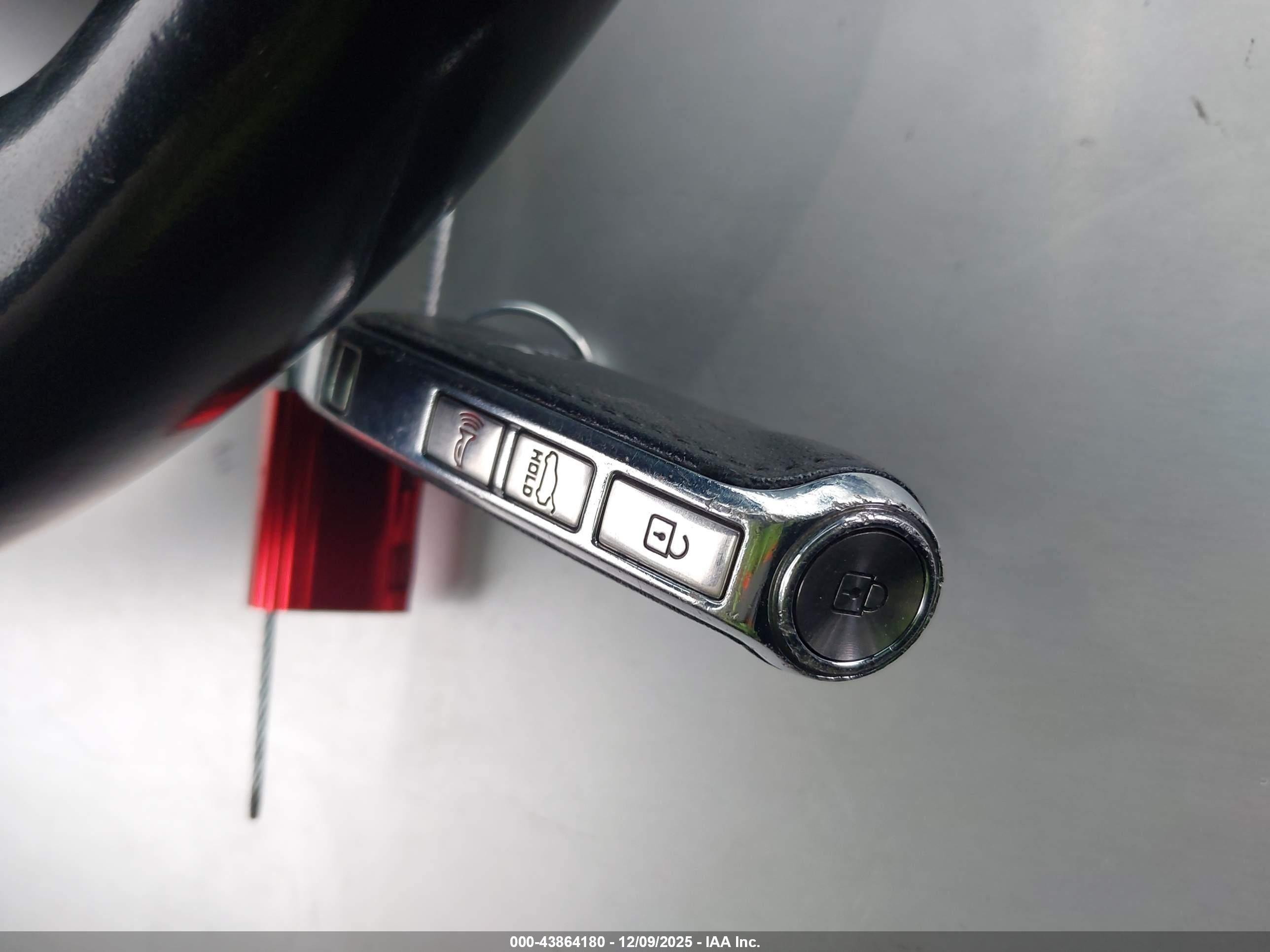 KIA STINGER image 11