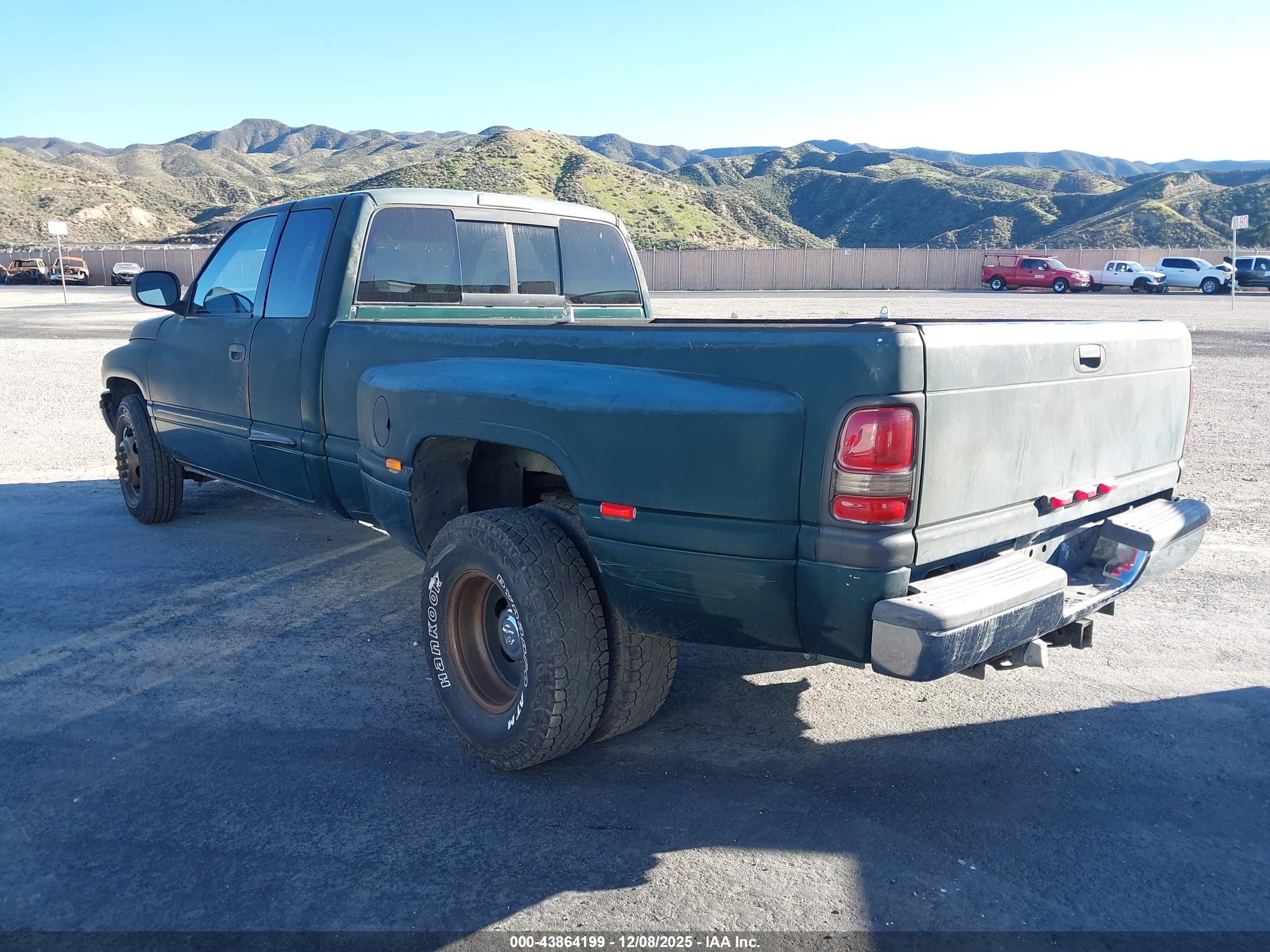 DODGE RAM image 3
