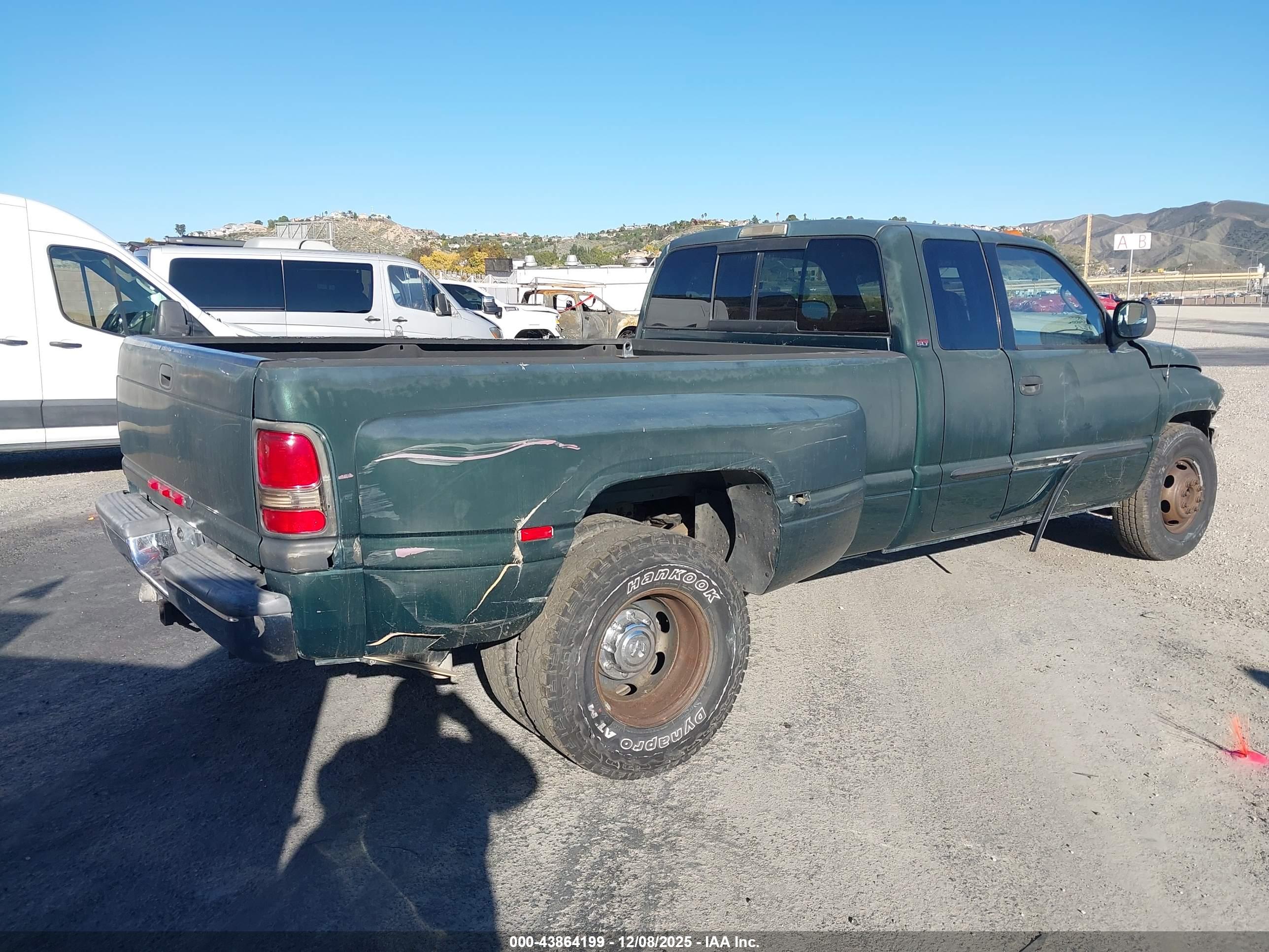 DODGE RAM image 4