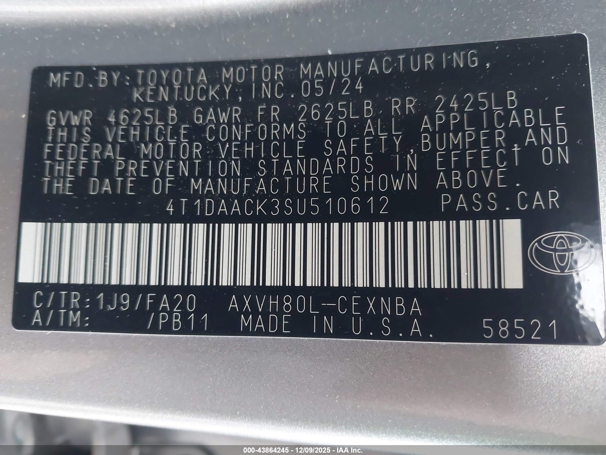 TOYOTA CAMRY image 9