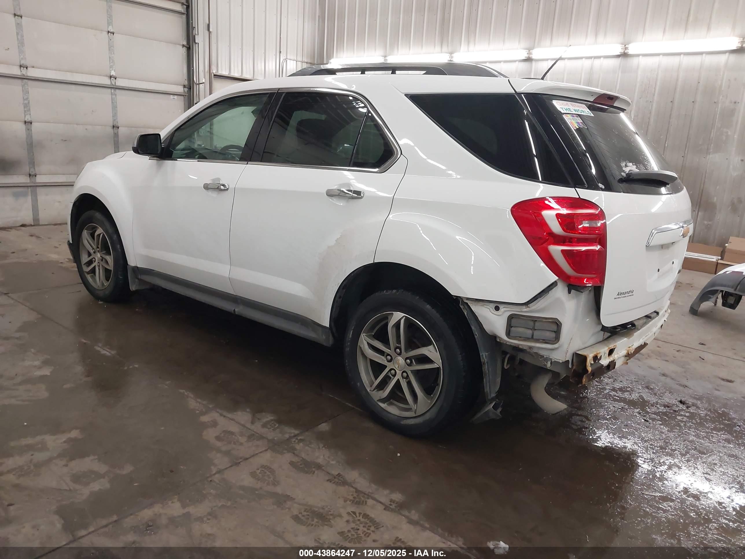 CHEVROLET EQUINOX image 3