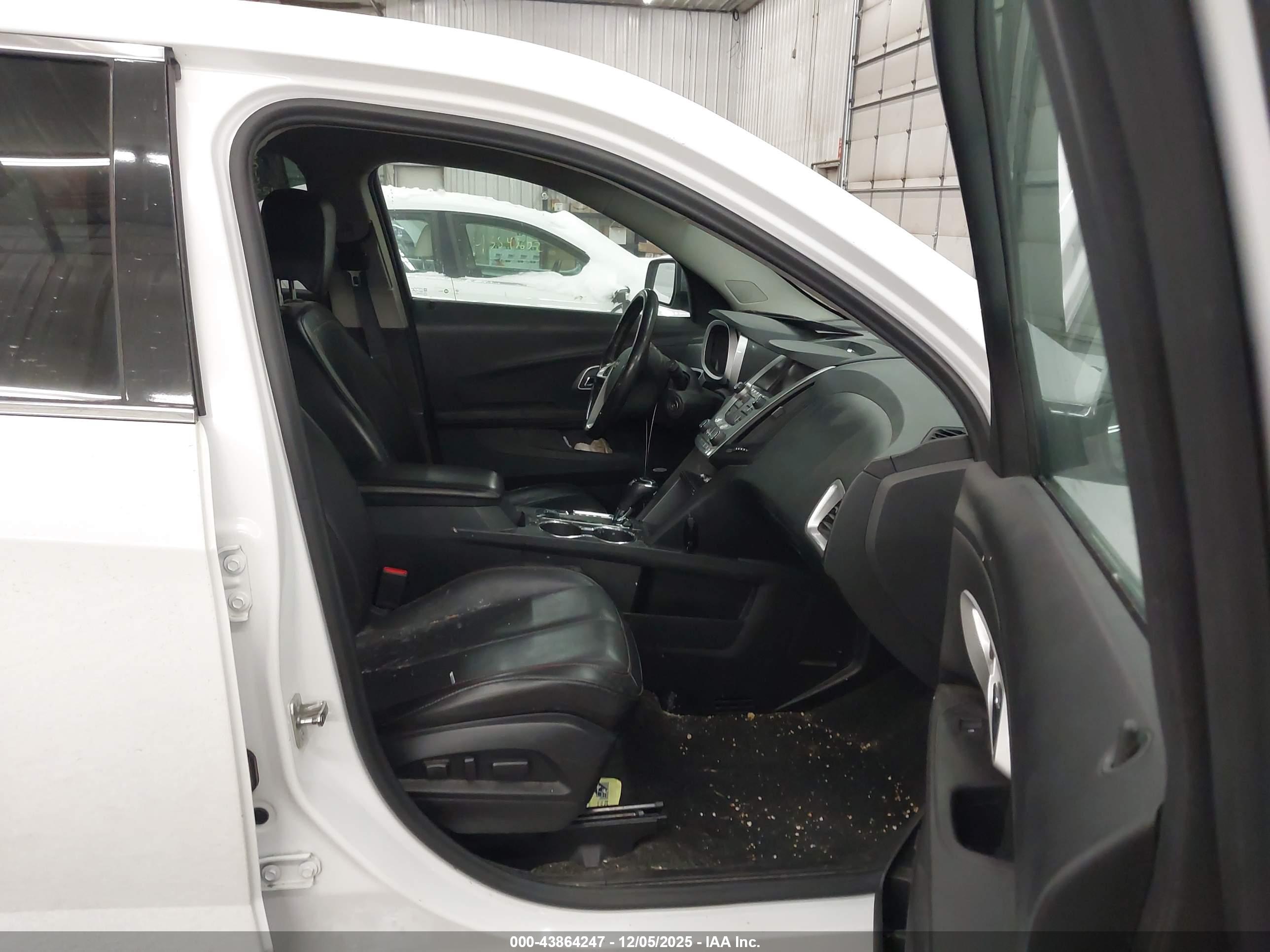 CHEVROLET EQUINOX image 5