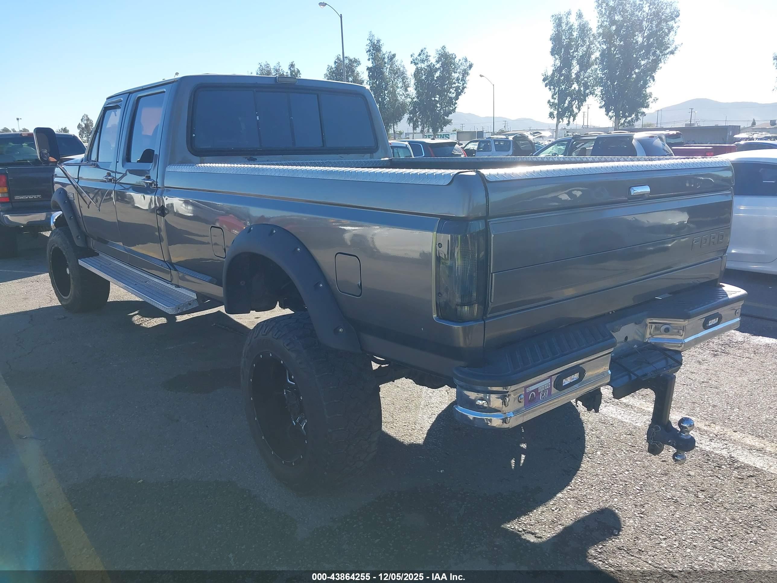 FORD F350 image 3