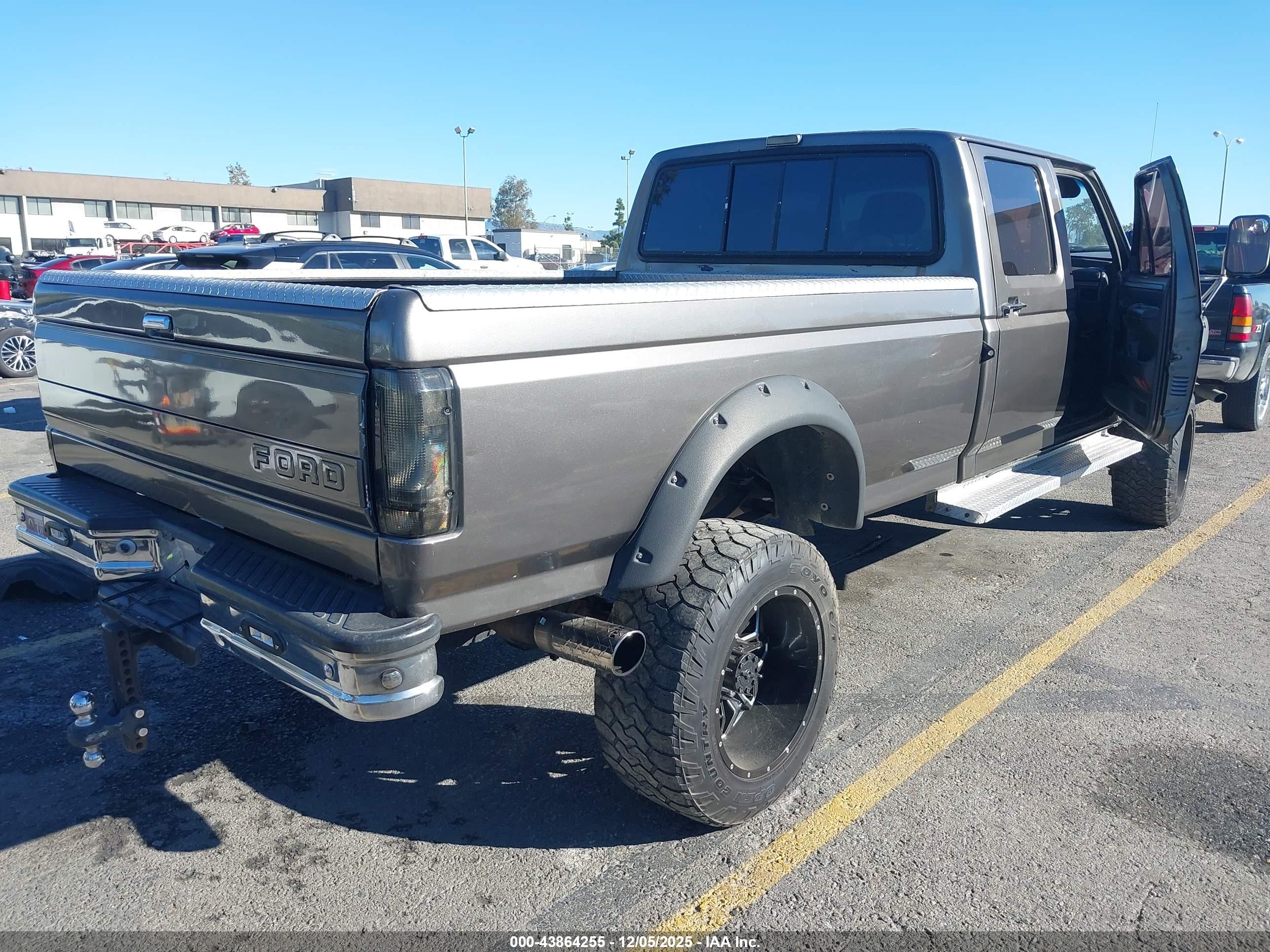 FORD F350 image 4