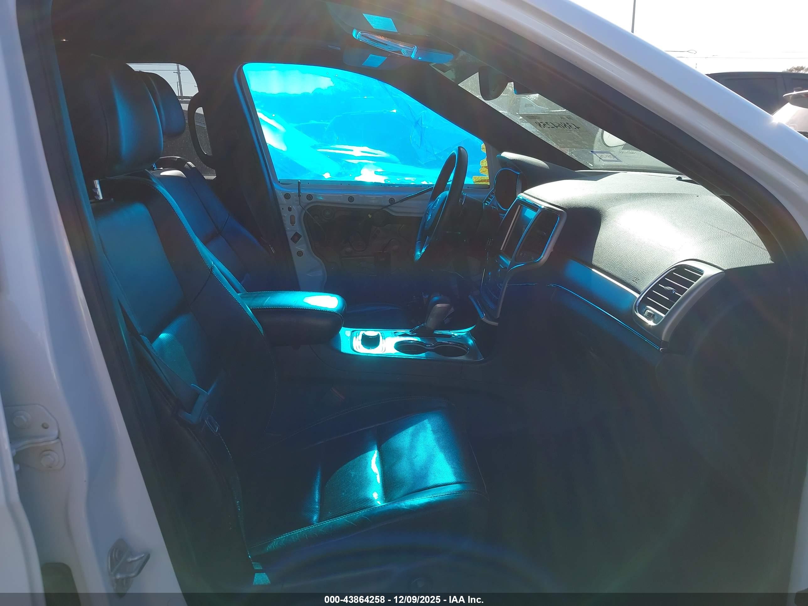 JEEP GRAND image 5