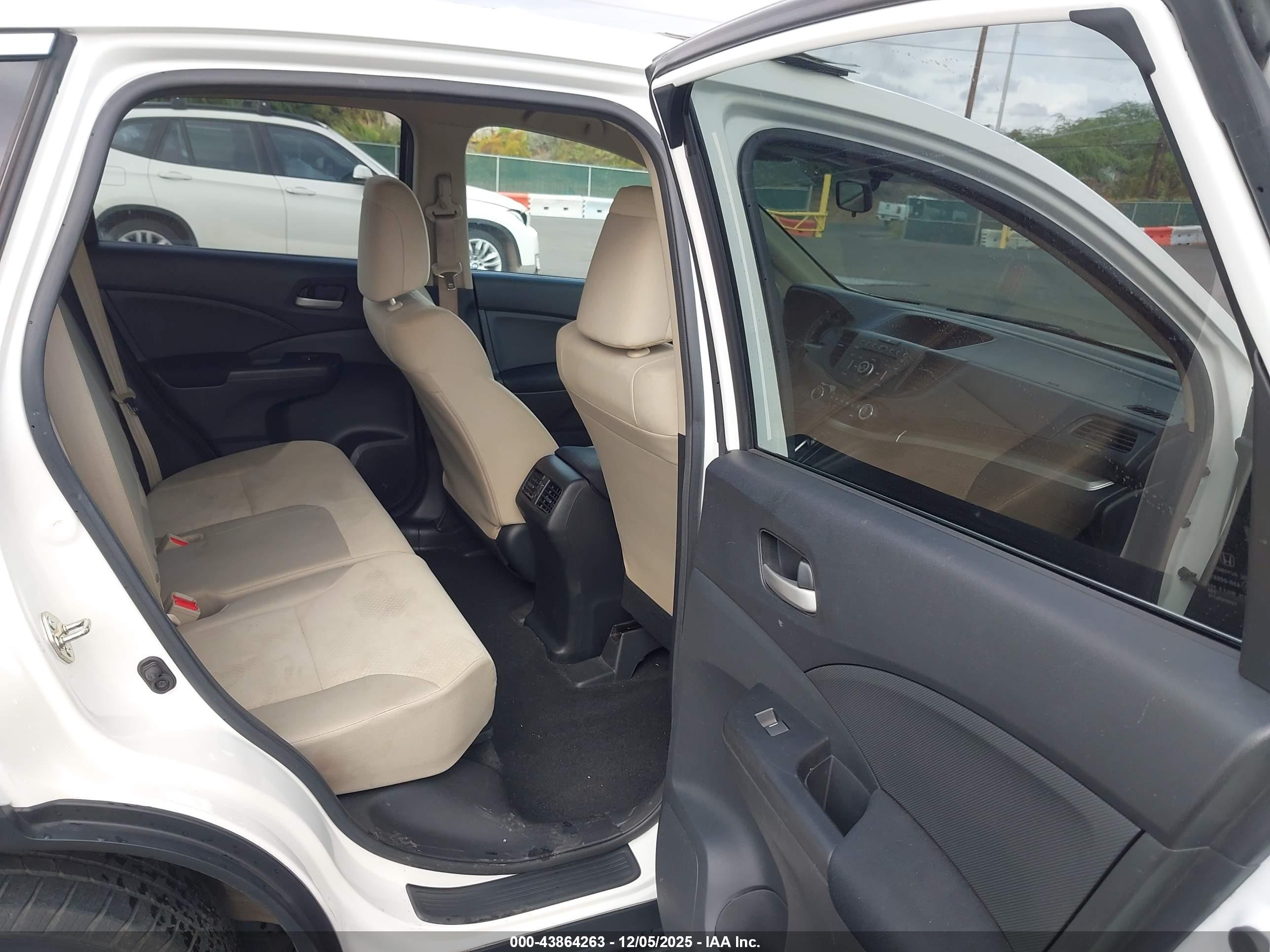 HONDA CR-V image 8
