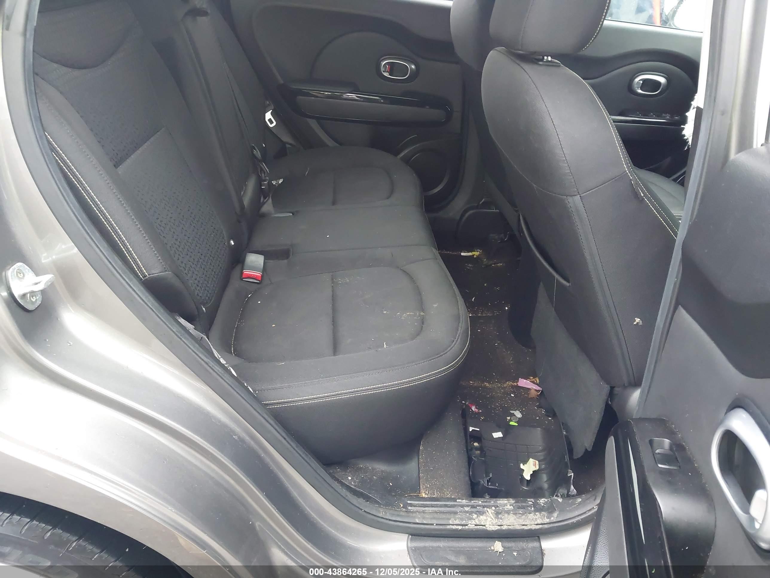 KIA SOUL image 8