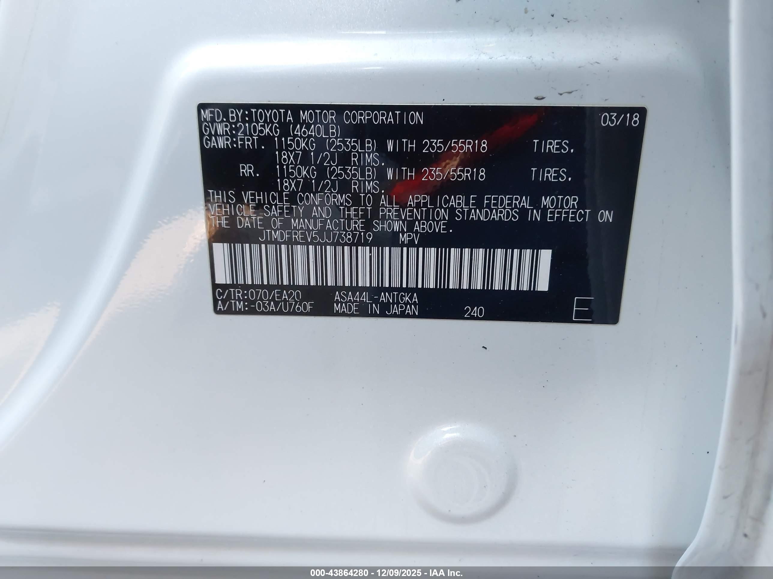 TOYOTA RAV4 image 9