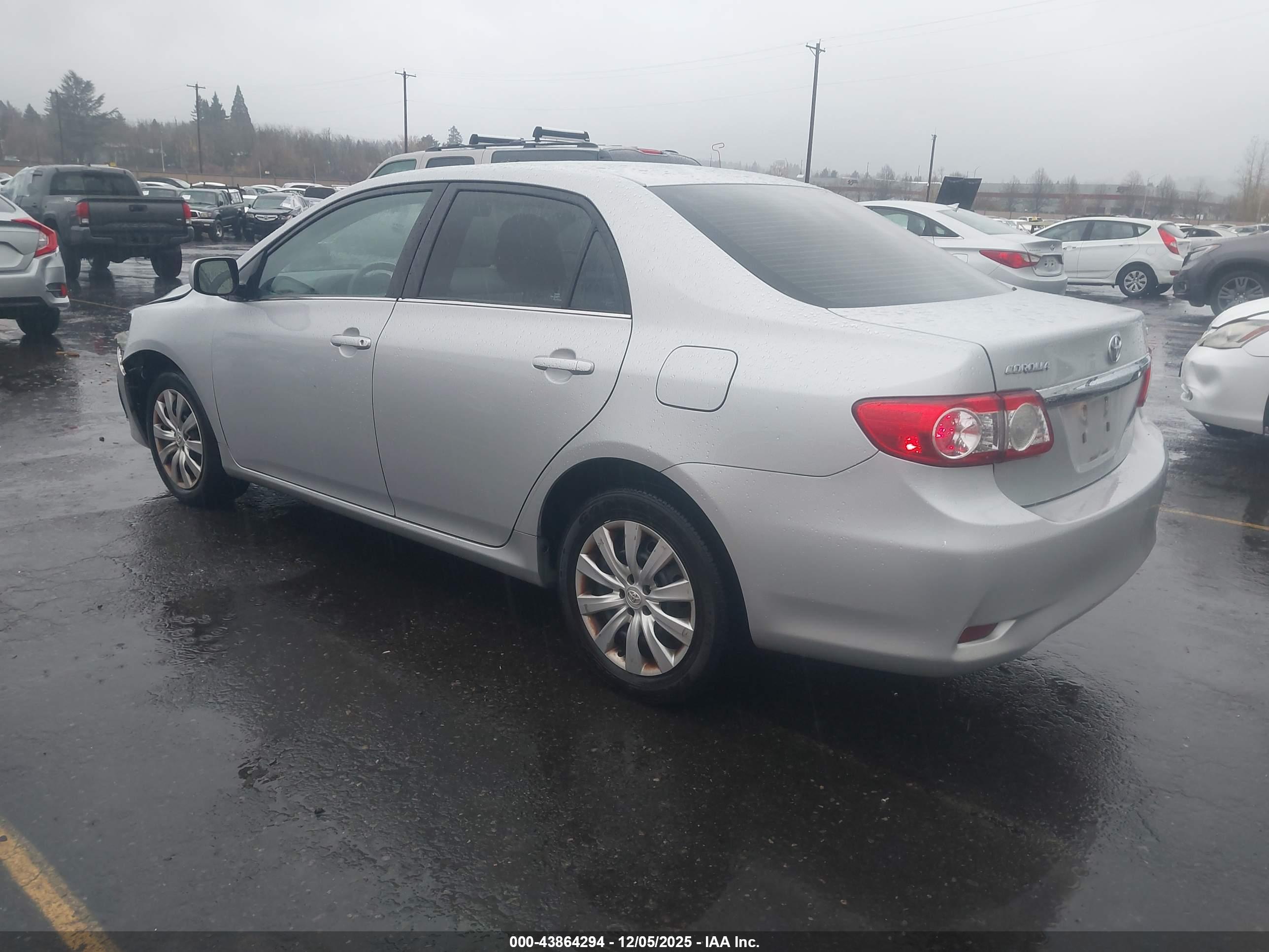 TOYOTA COROLLA image 3