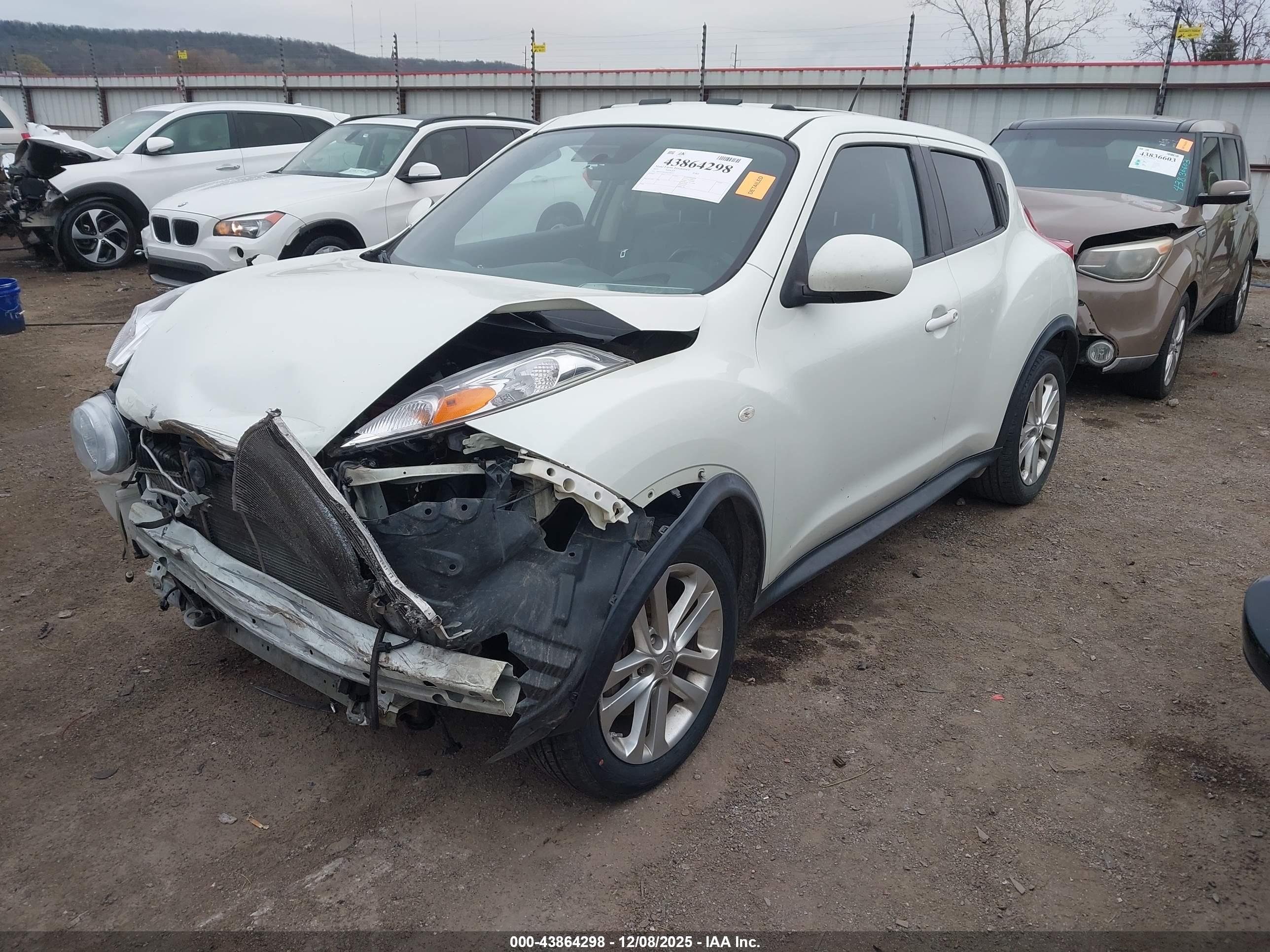 NISSAN JUKE image 2