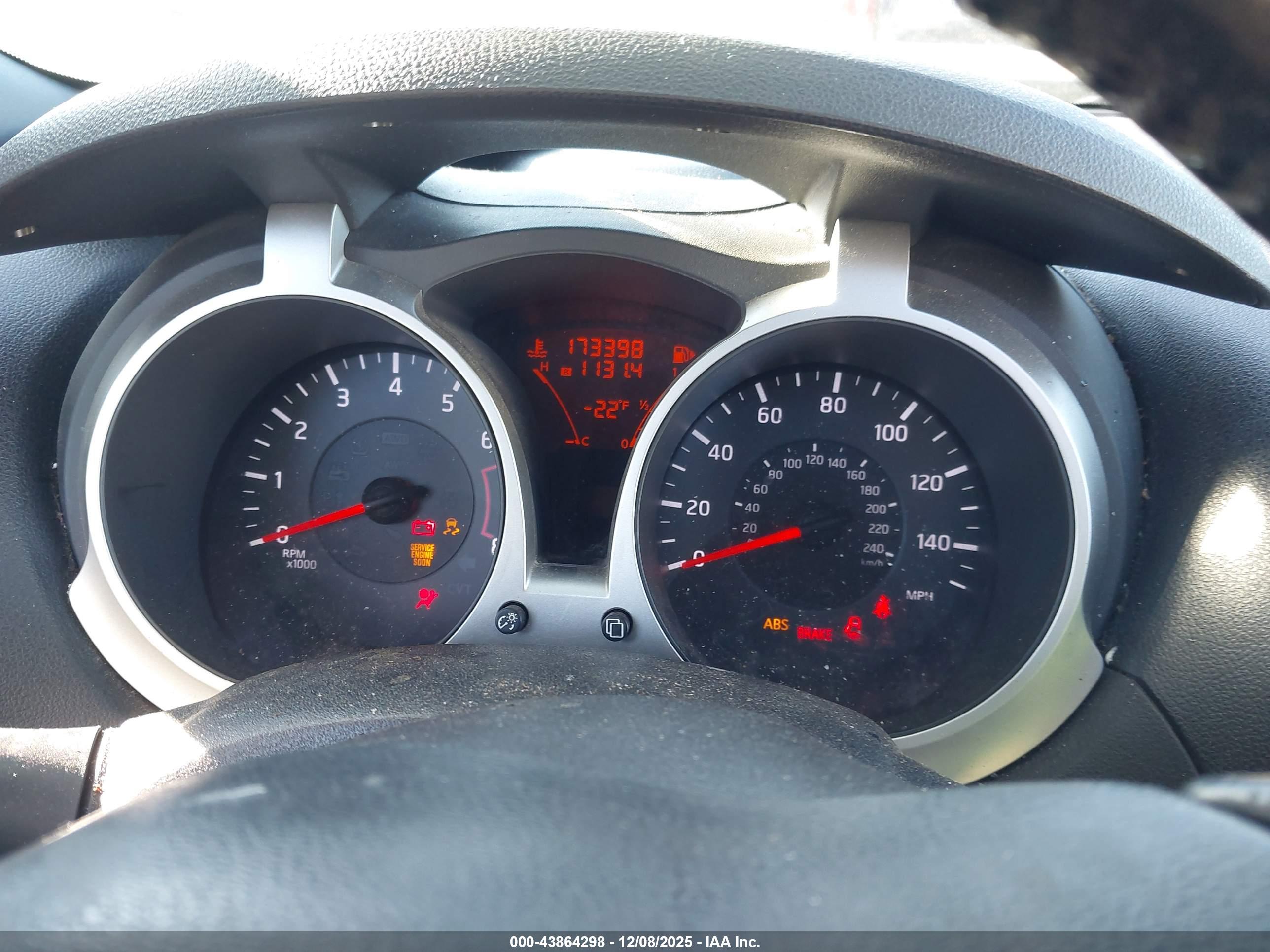 NISSAN JUKE image 7