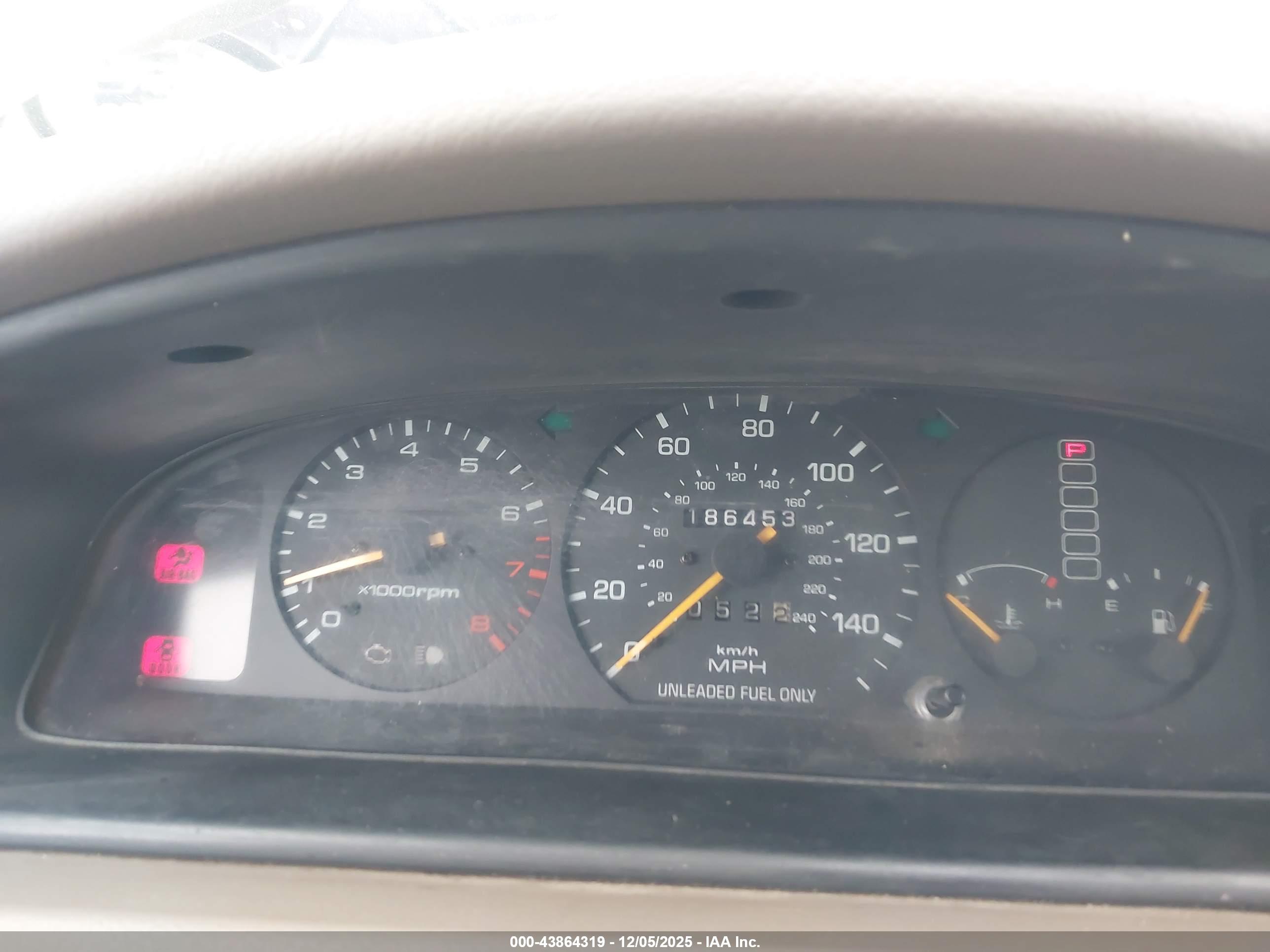 MAZDA 626 image 7