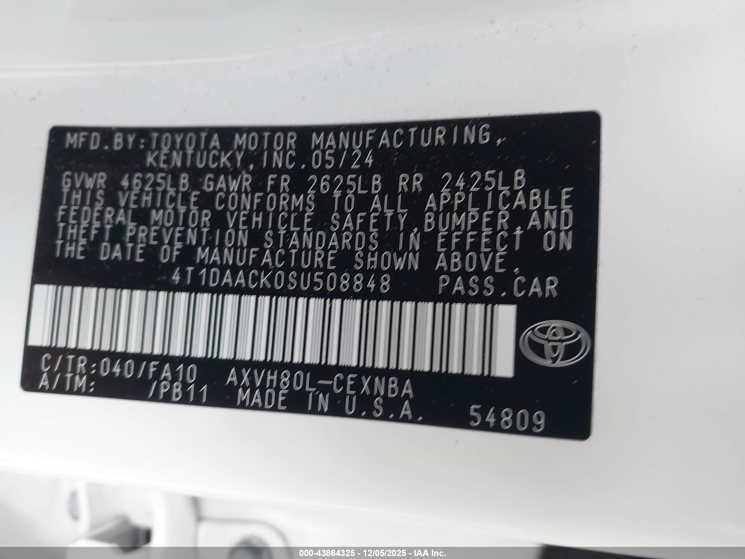 TOYOTA CAMRY image 9