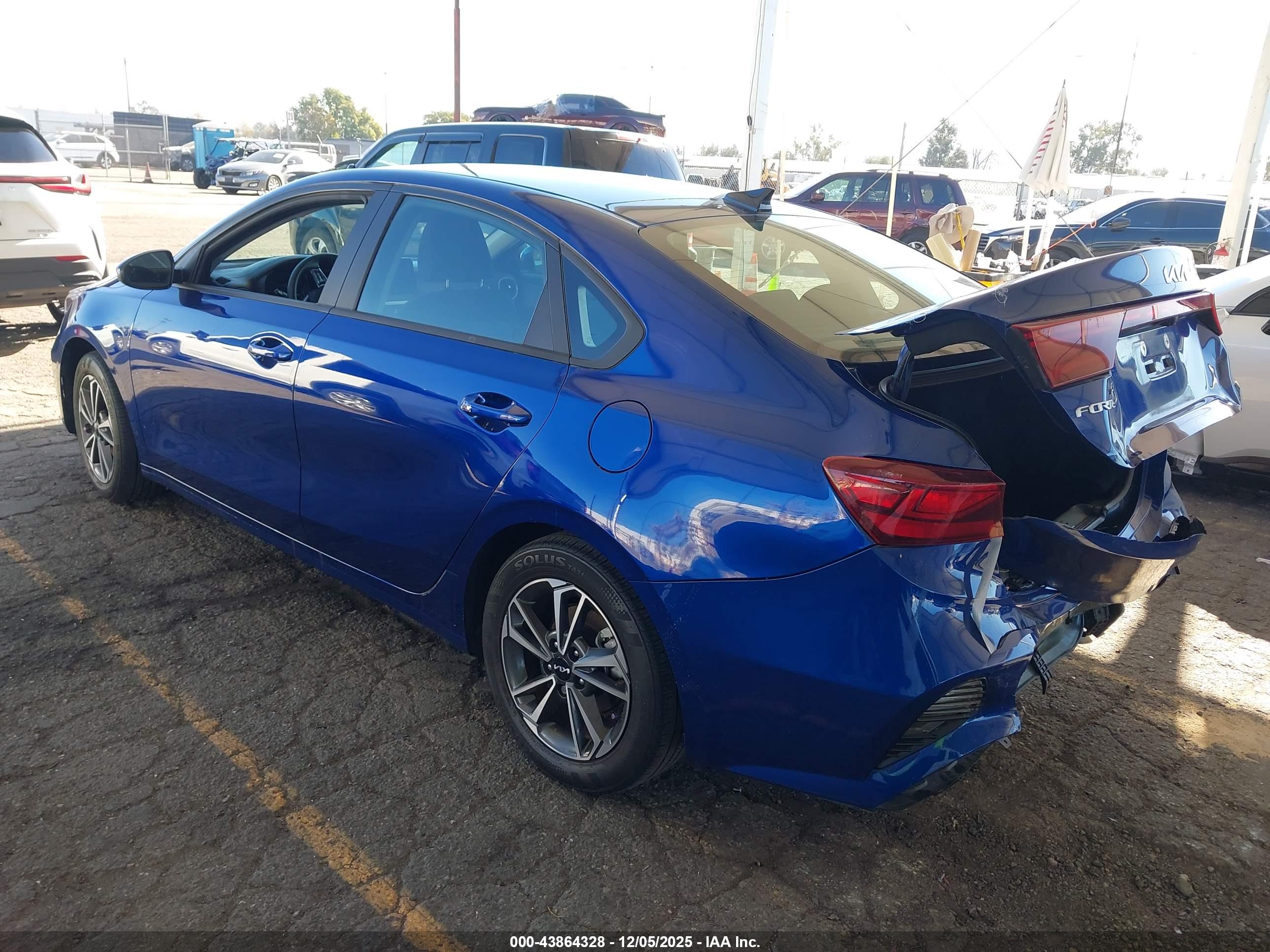 KIA FORTE image 3