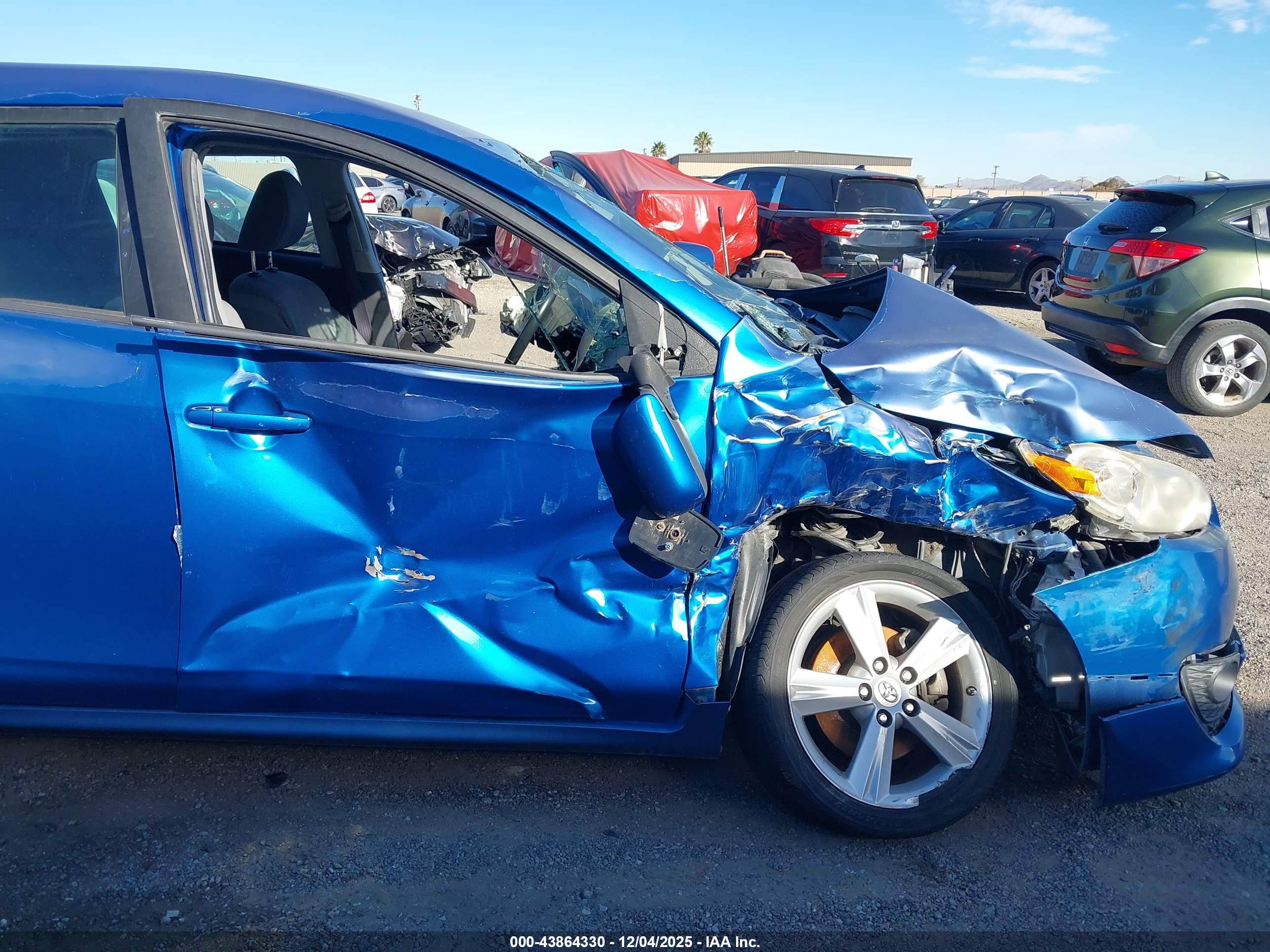 TOYOTA MATRIX image 6