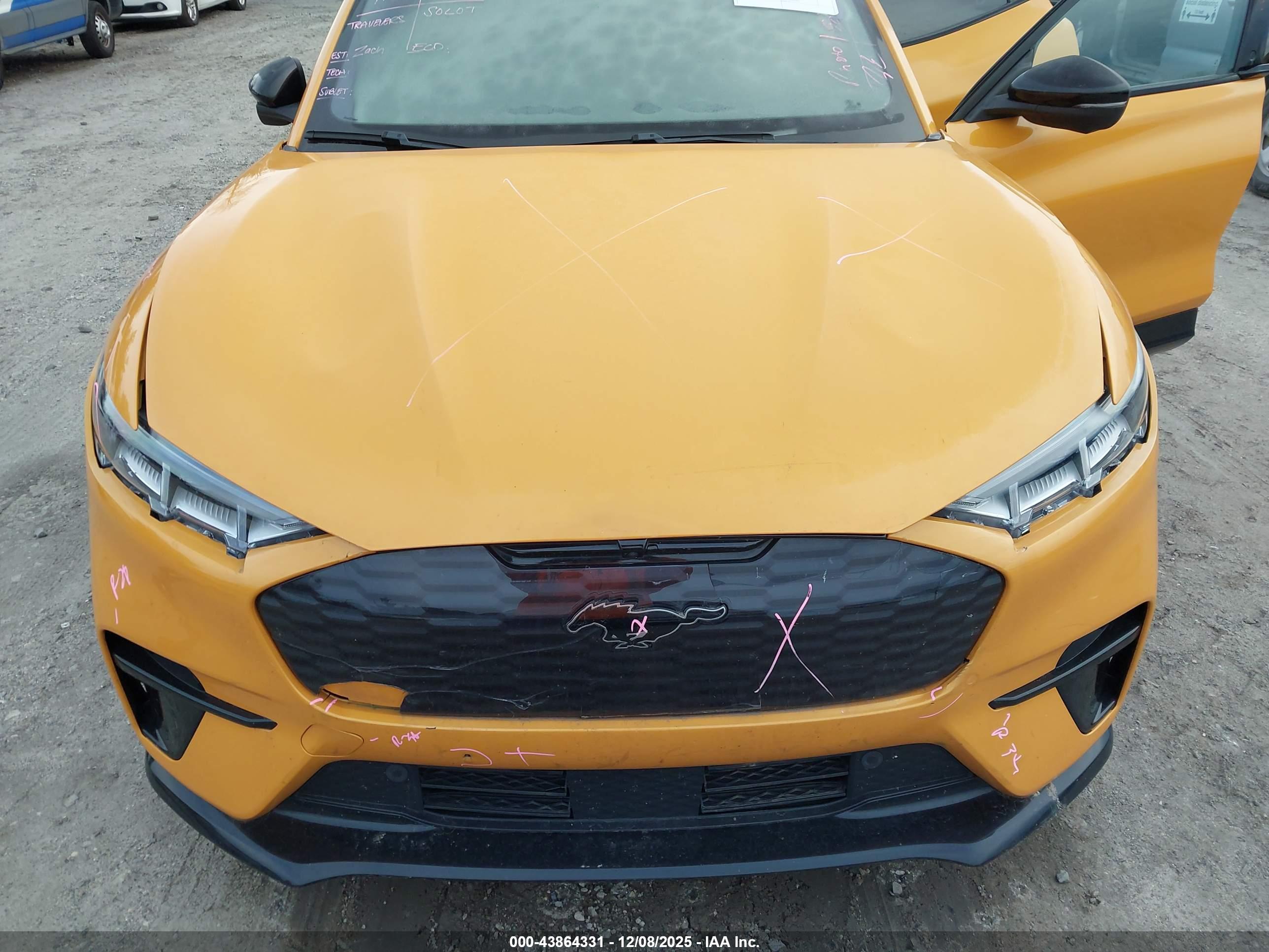 FORD MUSTANG image 6