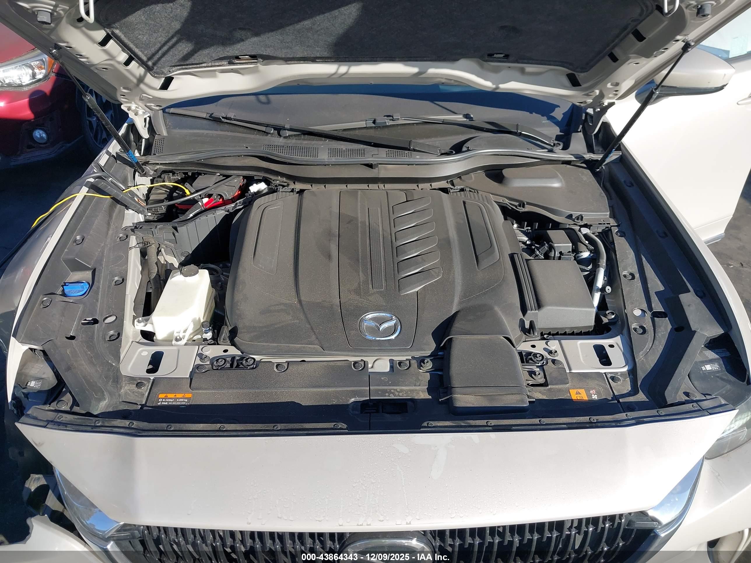 MAZDA CX-90 image 10