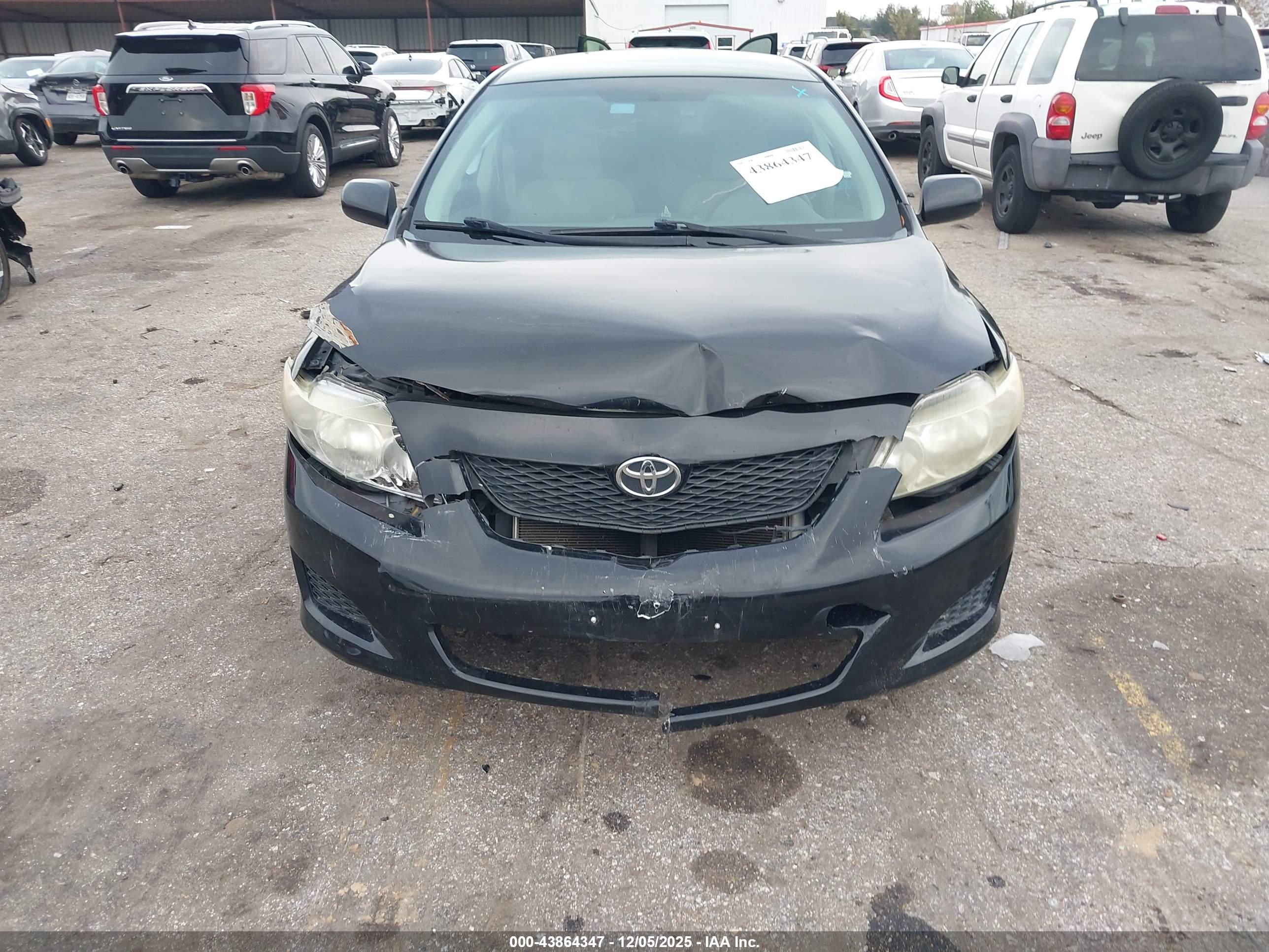 TOYOTA COROLLA image 6