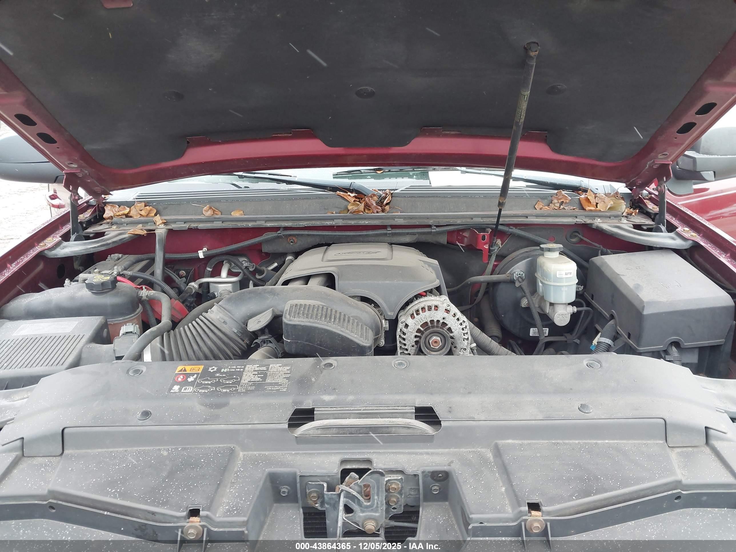 CHEVROLET TAHOE image 10
