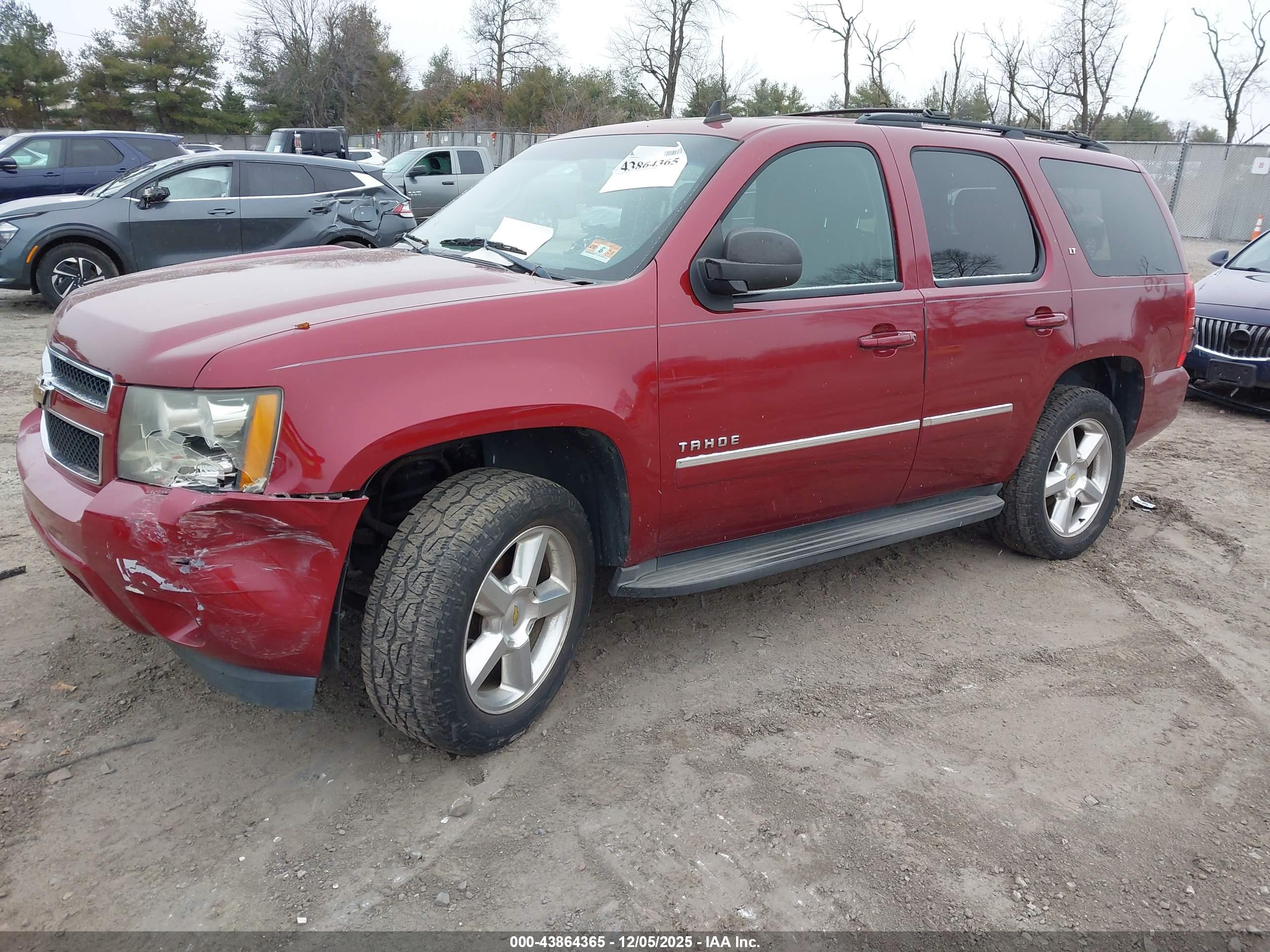 CHEVROLET TAHOE image 2