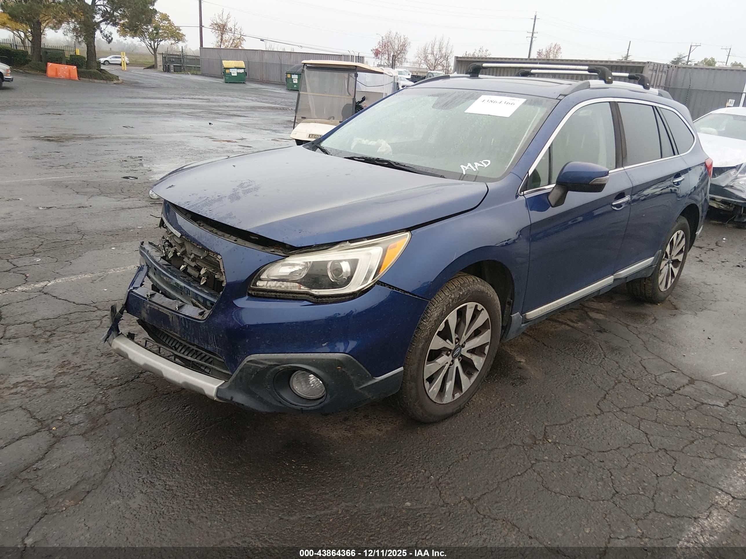 SUBARU OUTBACK image 2