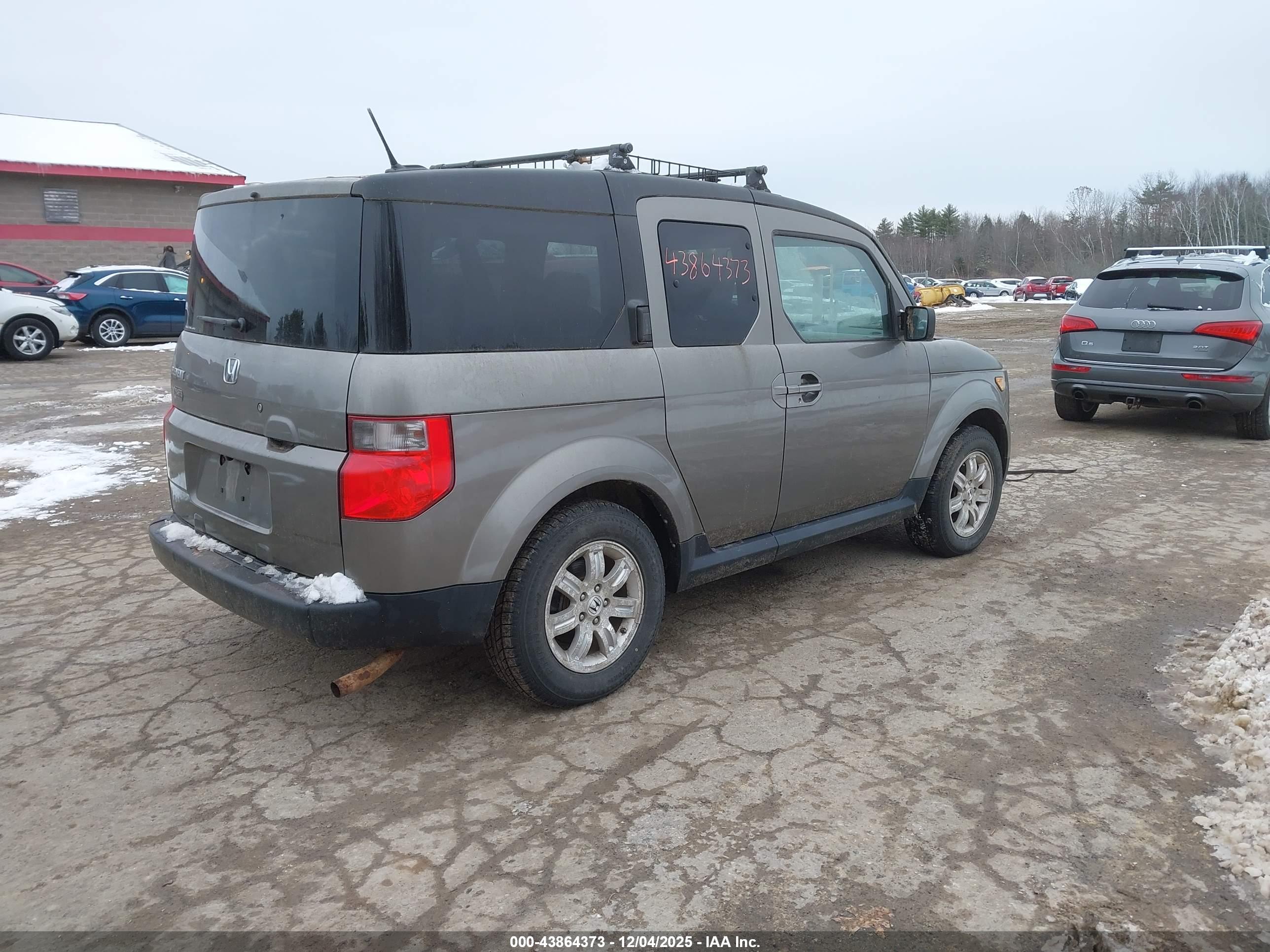 HONDA ELEMENT image 4