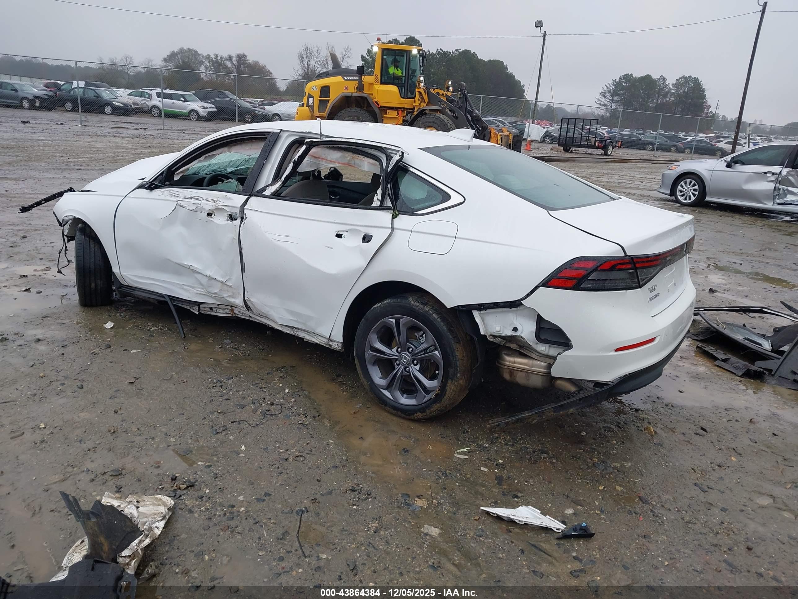 HONDA ACCORD image 3
