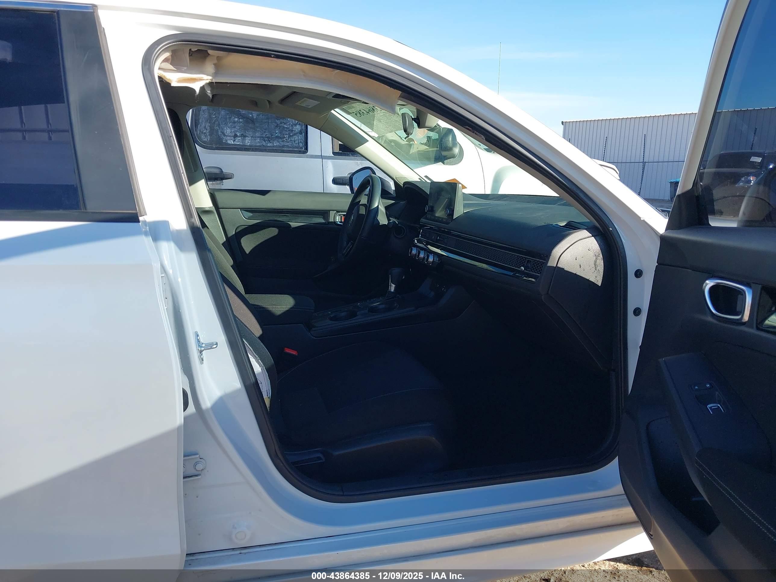 HONDA CIVIC image 5